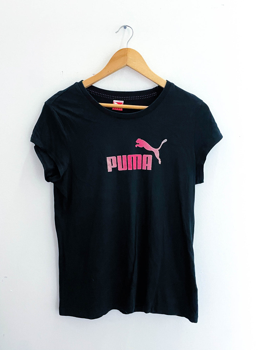 Vintage black womens xlarge puma tshirt