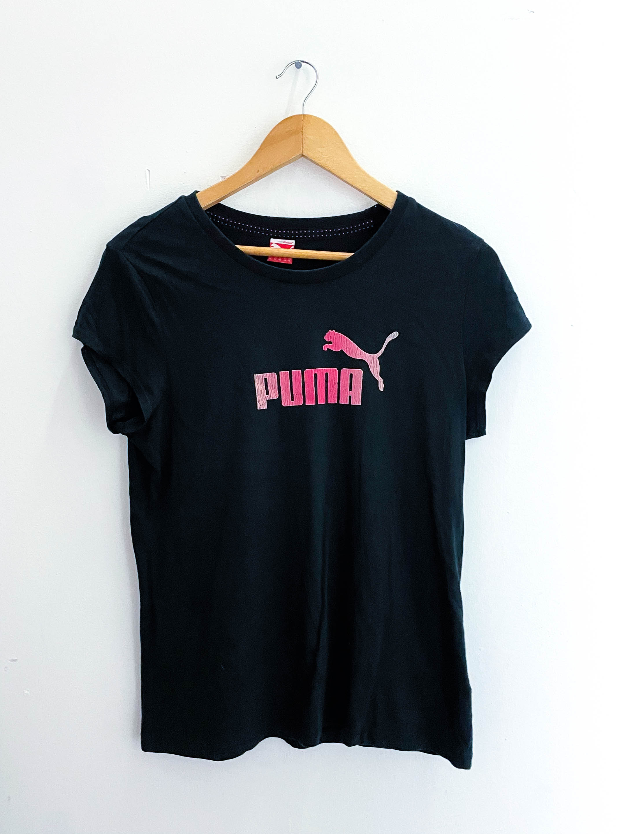Vintage black womens xlarge puma tshirt