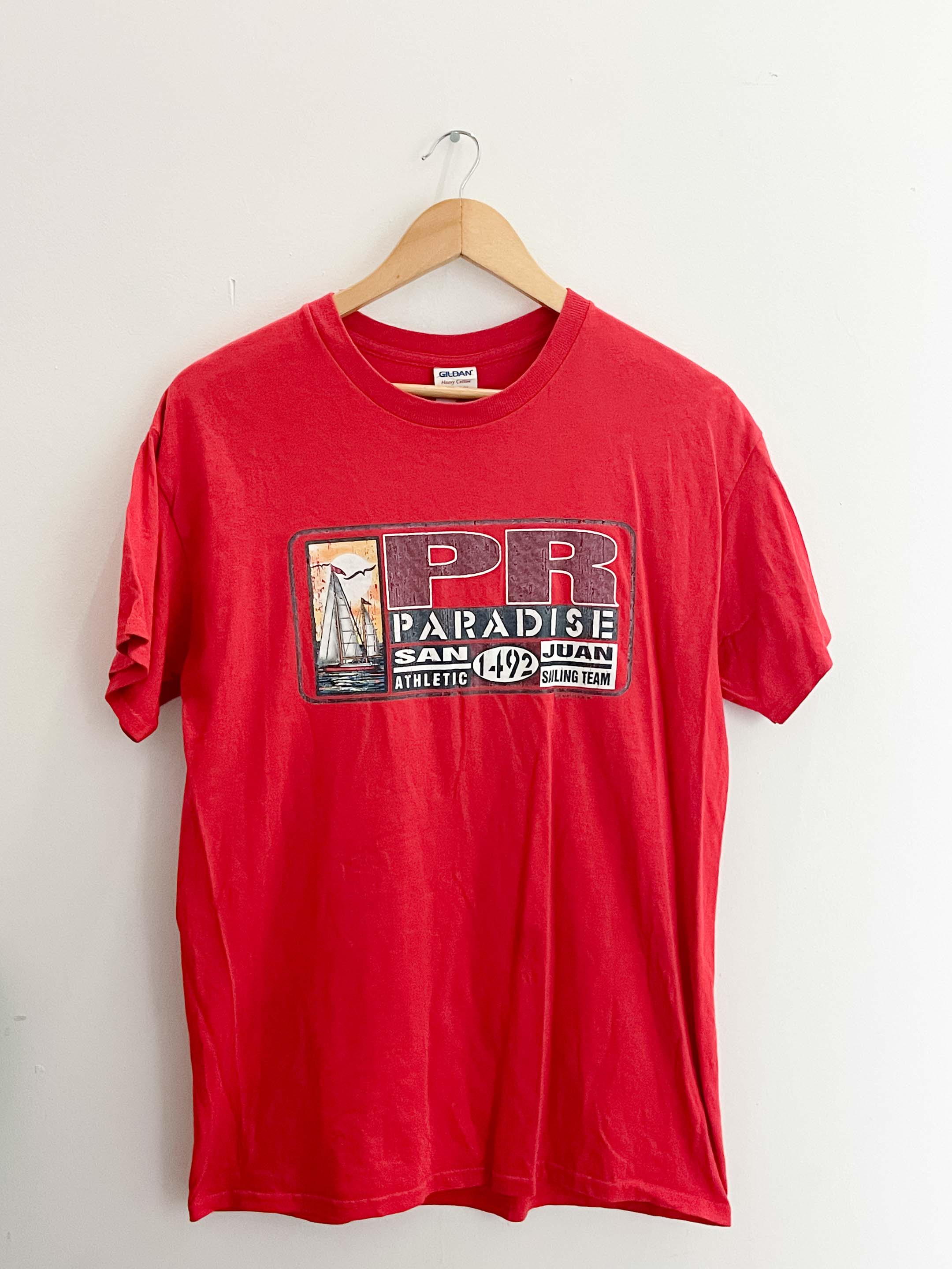 Vintage Gildan paradise graphics red mens tshirt size S