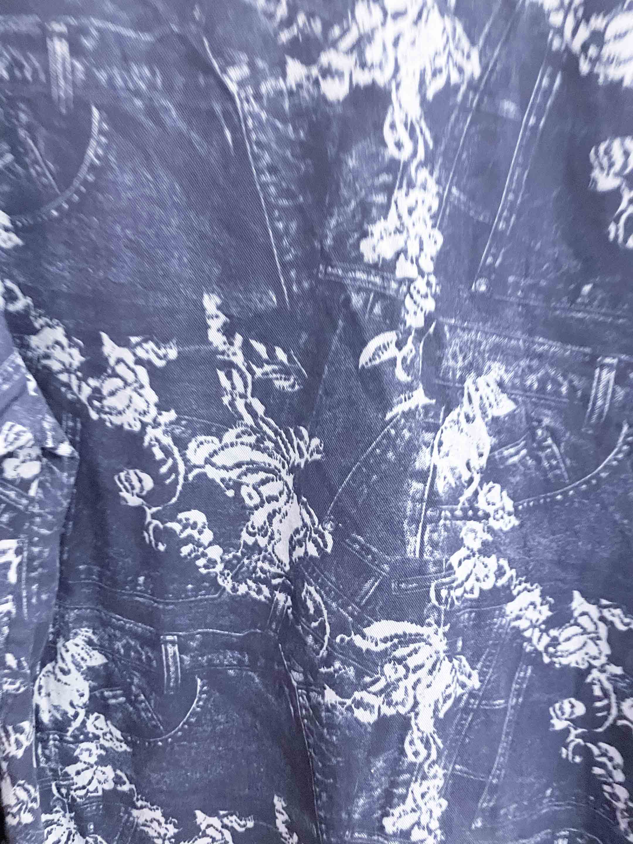 Vintage blue heavy material floral pattern mens long sleeve shirt size L