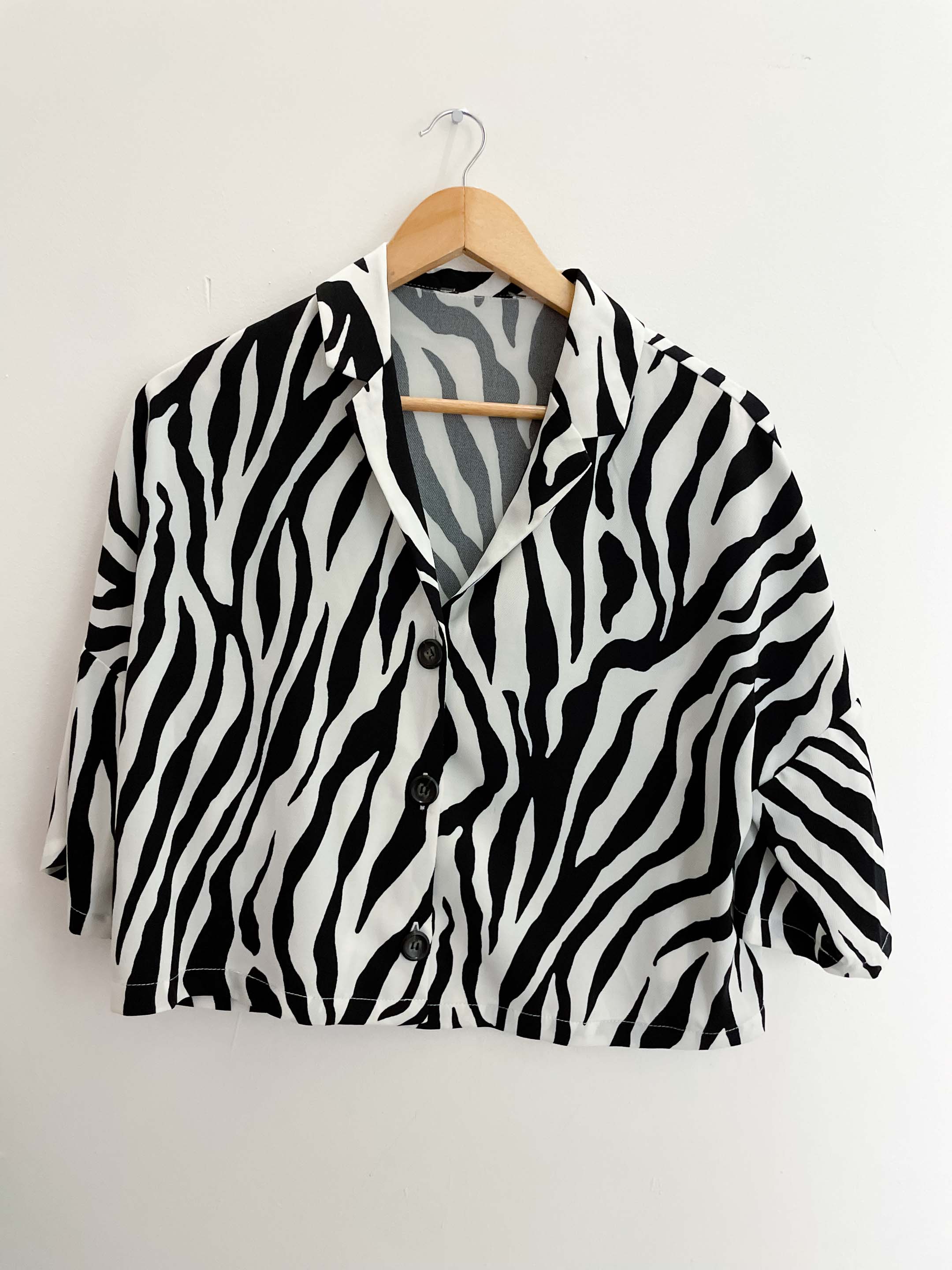 Vintage women satin zebra print shirt size 8