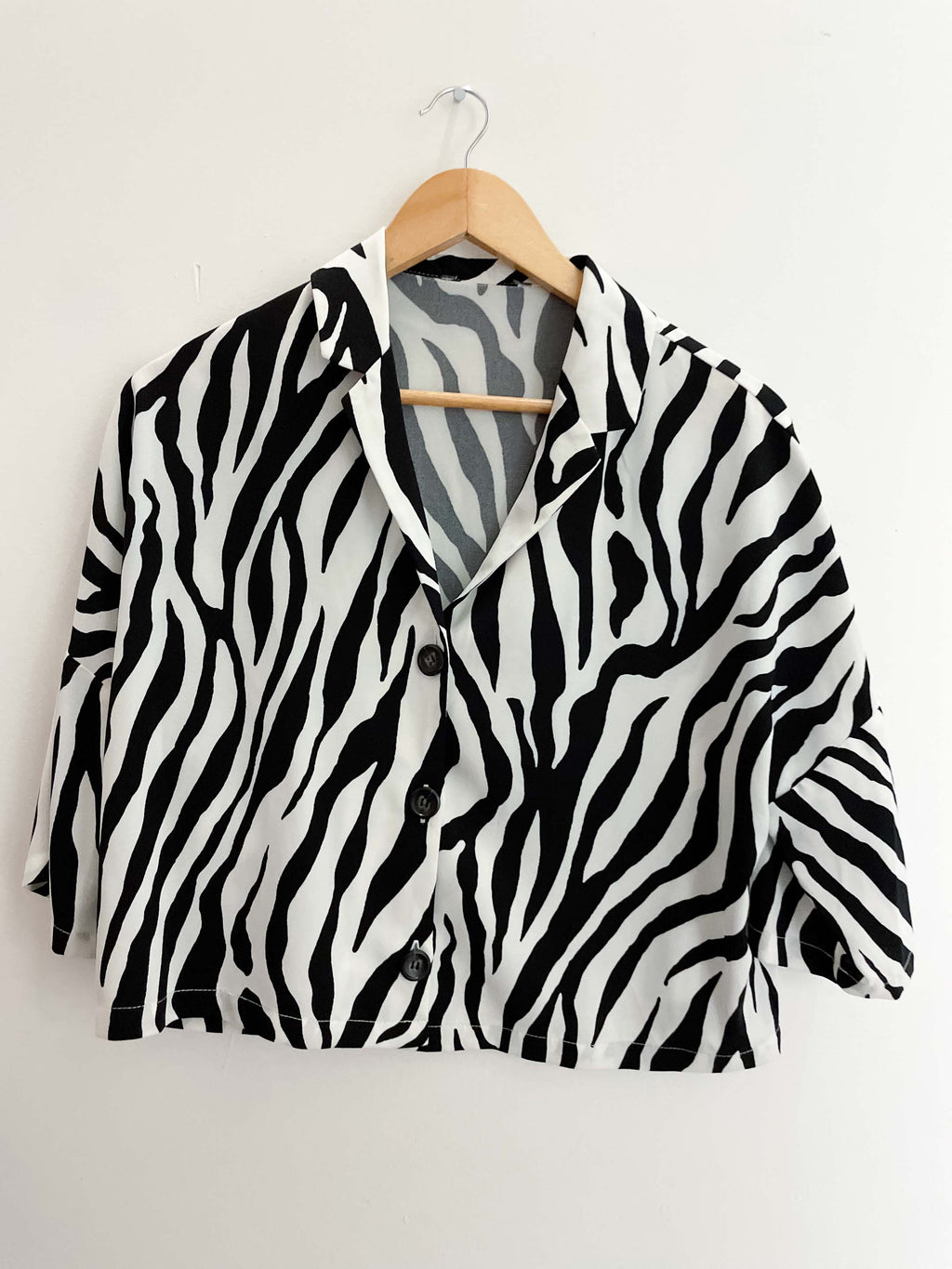 Vintage women satin zebra print shirt size 8