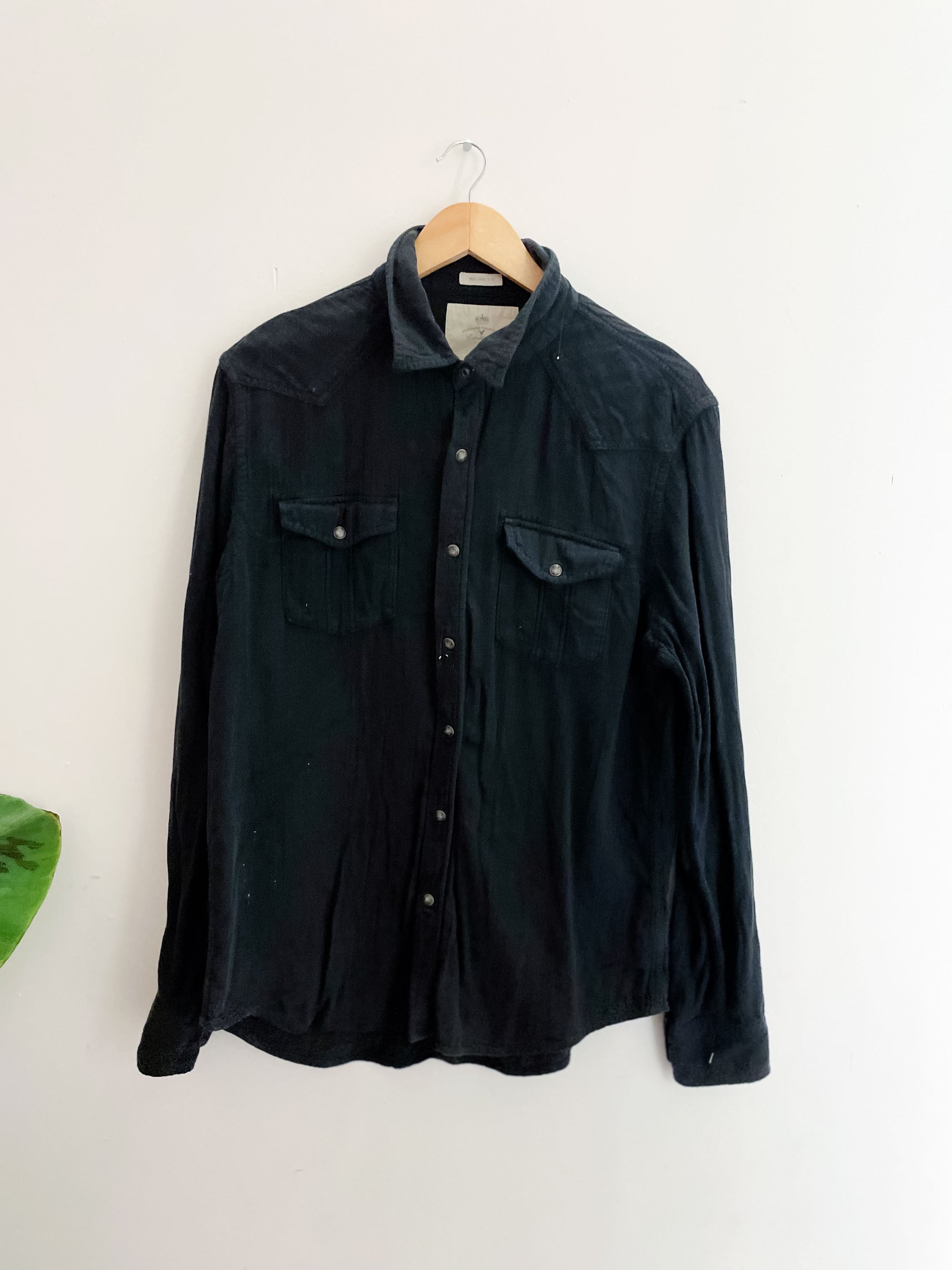 Vintage black American Eagle Outfitters thick regular fit mens long sleeve large shirt