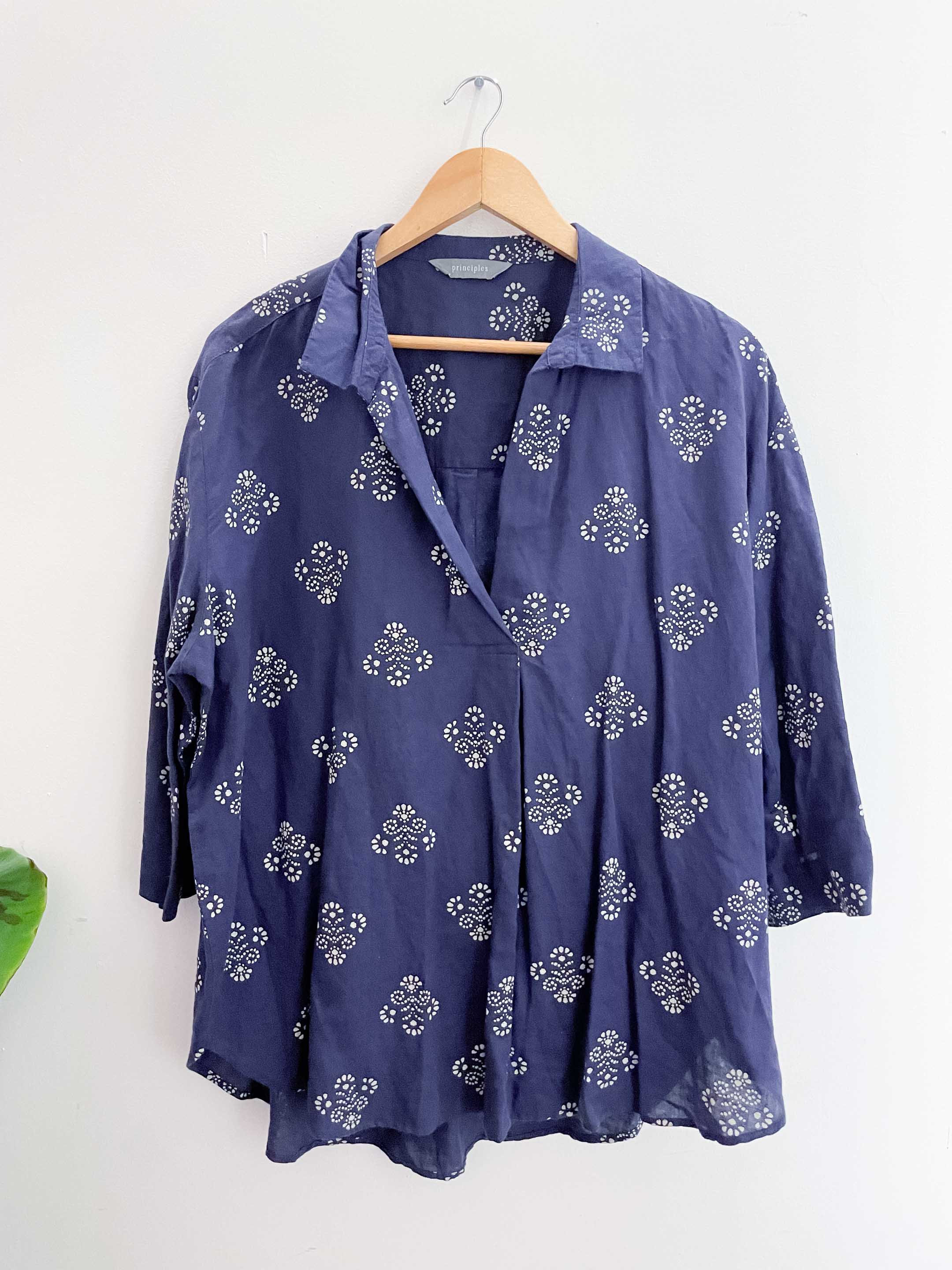Vintage principles large purple patterned shirt