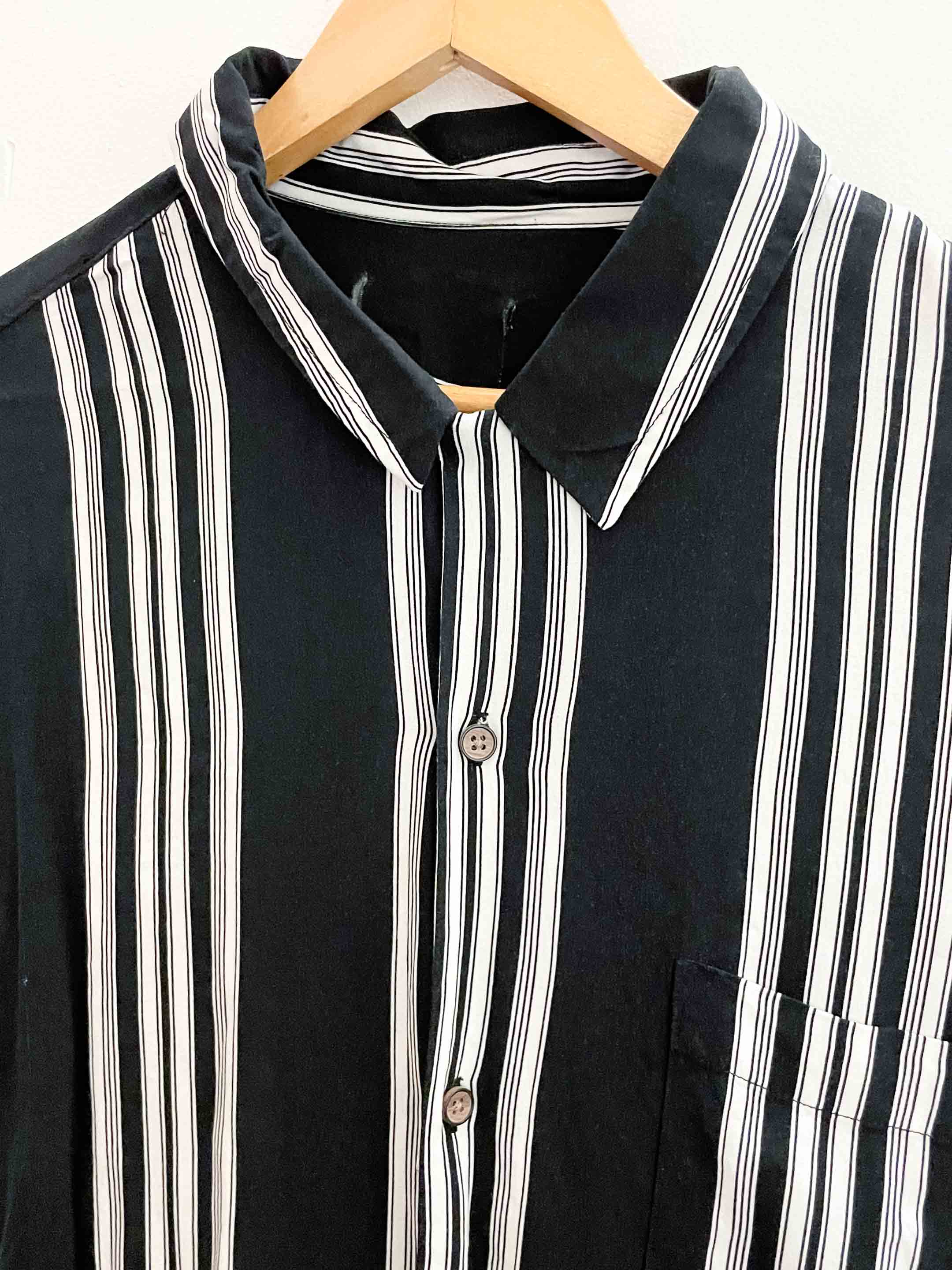 Vintage black vertical stripe mens shirt size XL