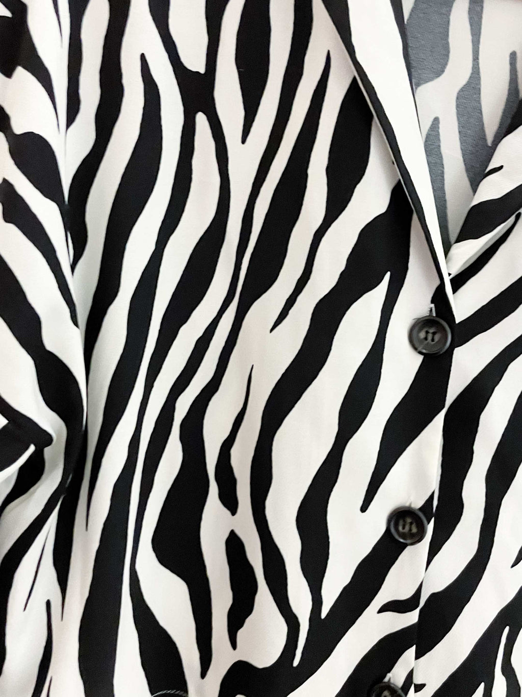 Vintage women satin zebra print shirt size 10
