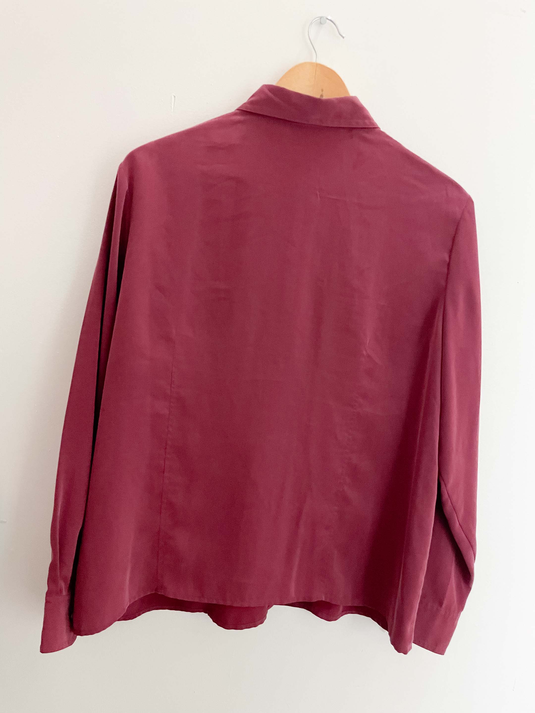 Vintage premium classic fit red long sleeve shirt size 8