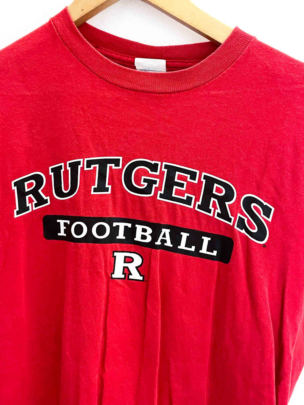 Vintage mens Rutgers football red small tshirt