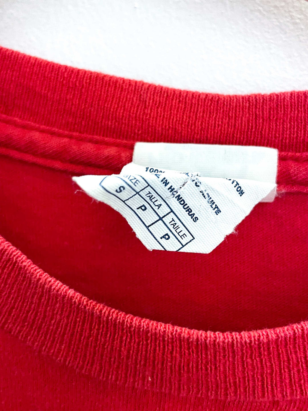 Vintage mens Rutgers football red small tshirt