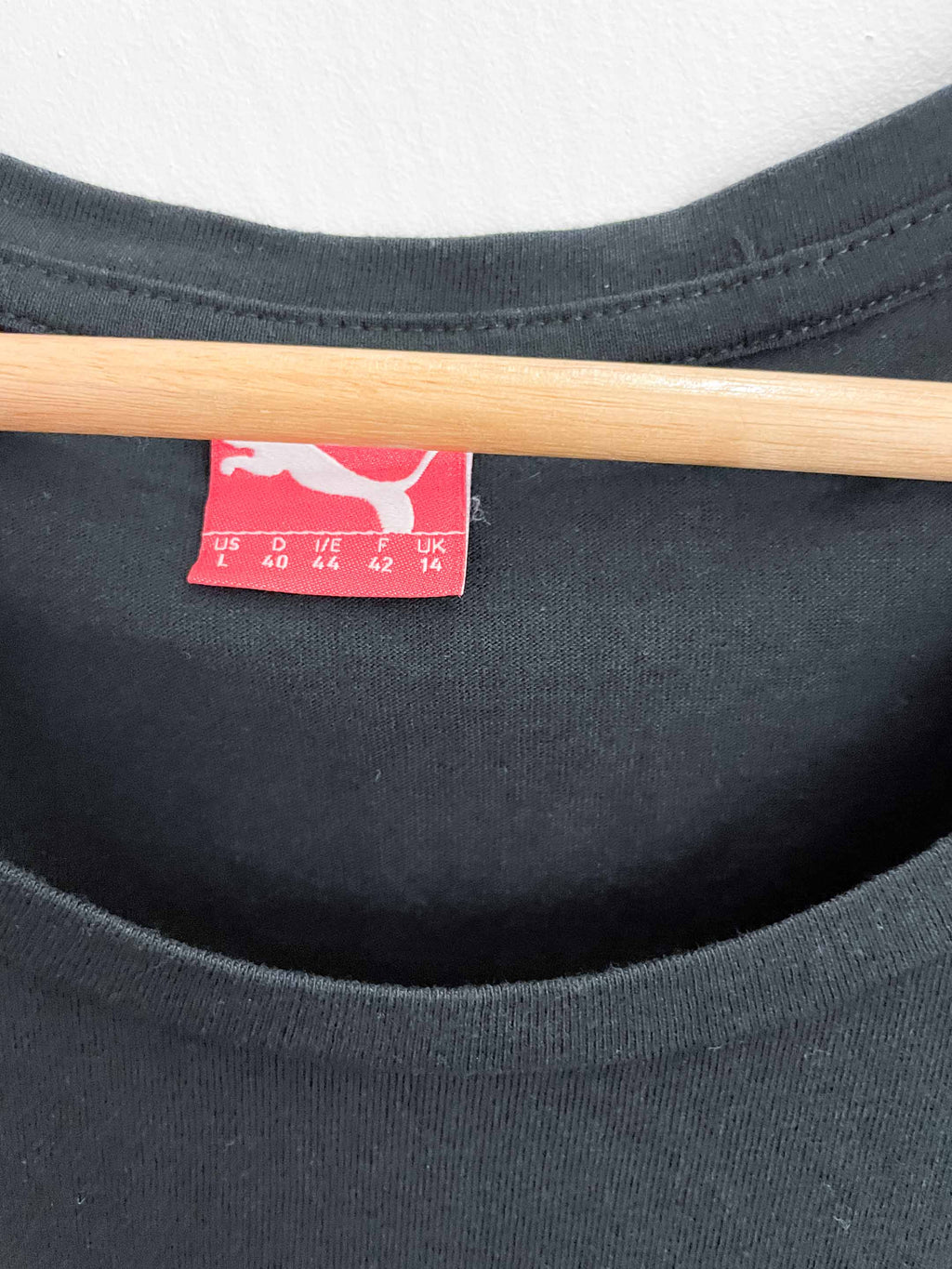 Vintage black large puma tshirt