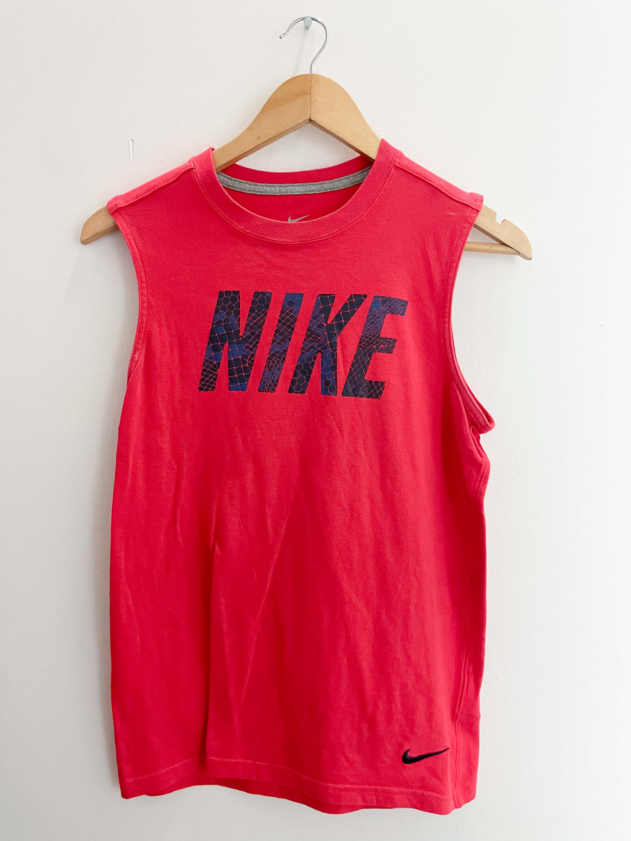 Vintage womens nike red sleeveless large top