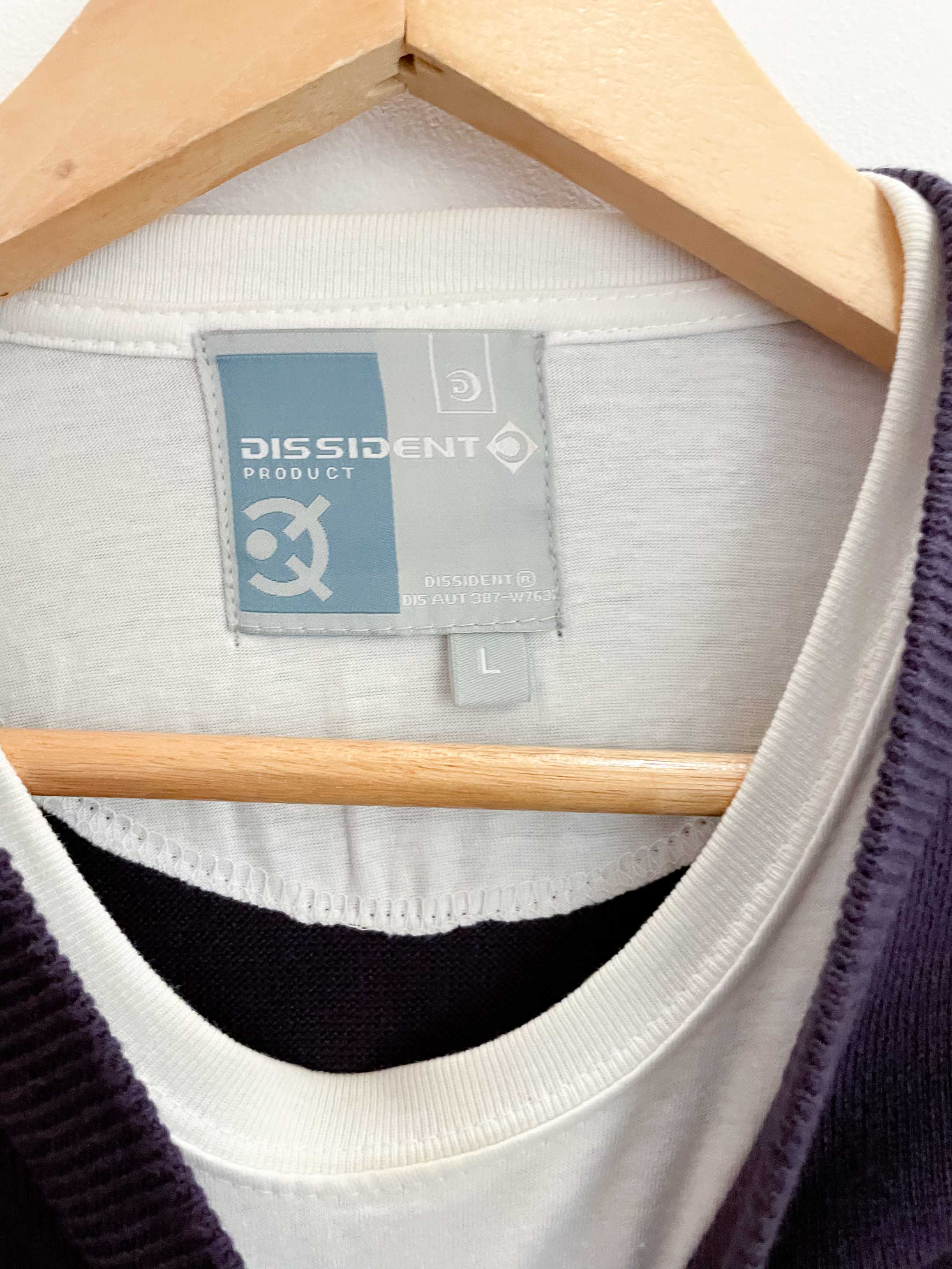 Vintage Dissident vneck large purple jumper