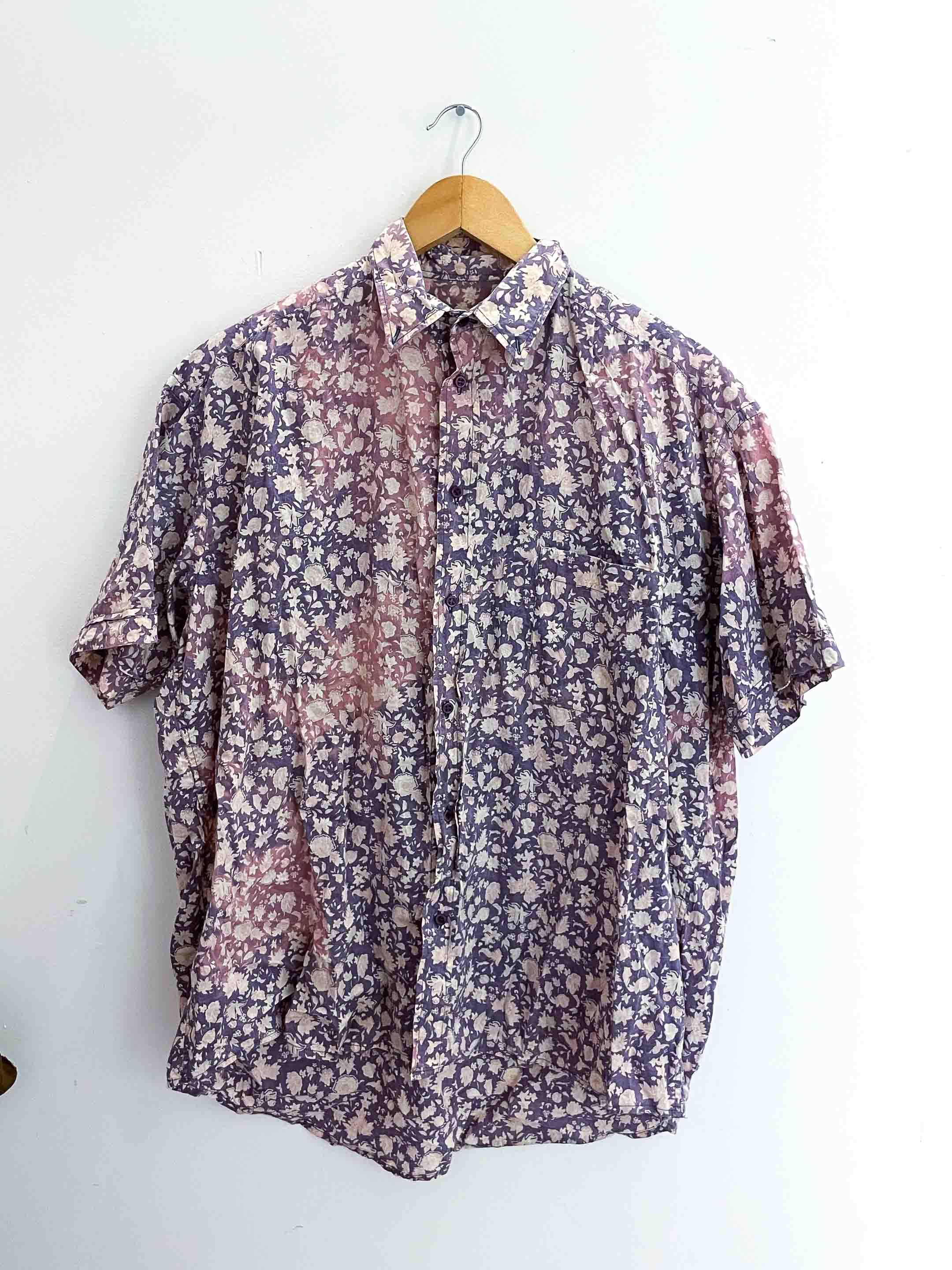 Vintage floral pattern mens purple short sleeve shirt
