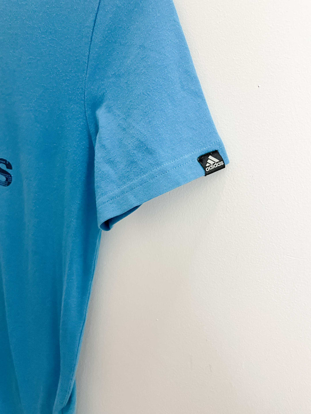 Vintage small blue adidas tshirt