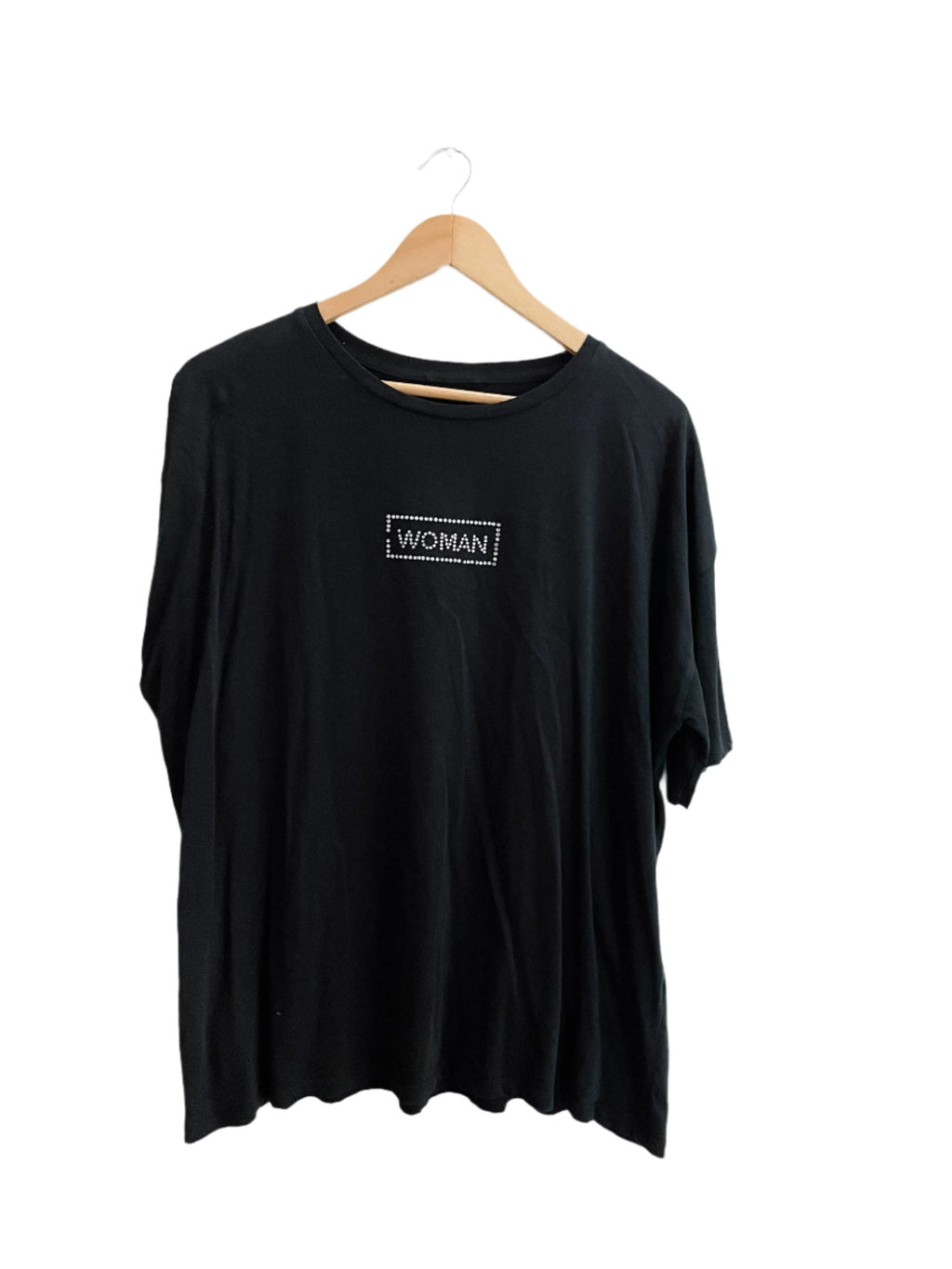Vintage woman design crested at the chest black tshirt XXL