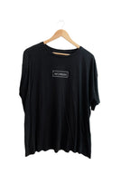 Vintage woman design crested at the chest black tshirt XXL