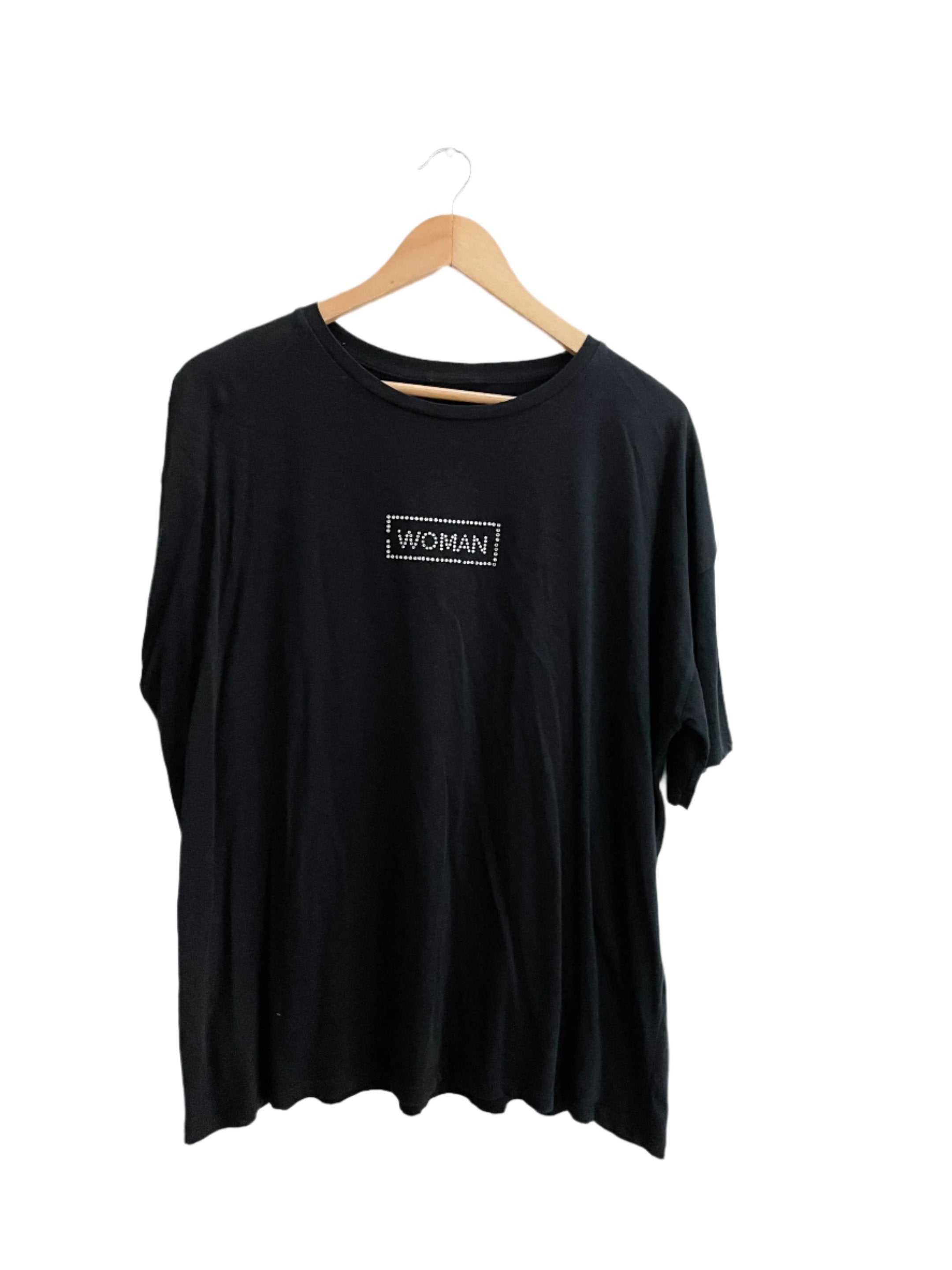 Vintage woman design crested at the chest black tshirt XXL