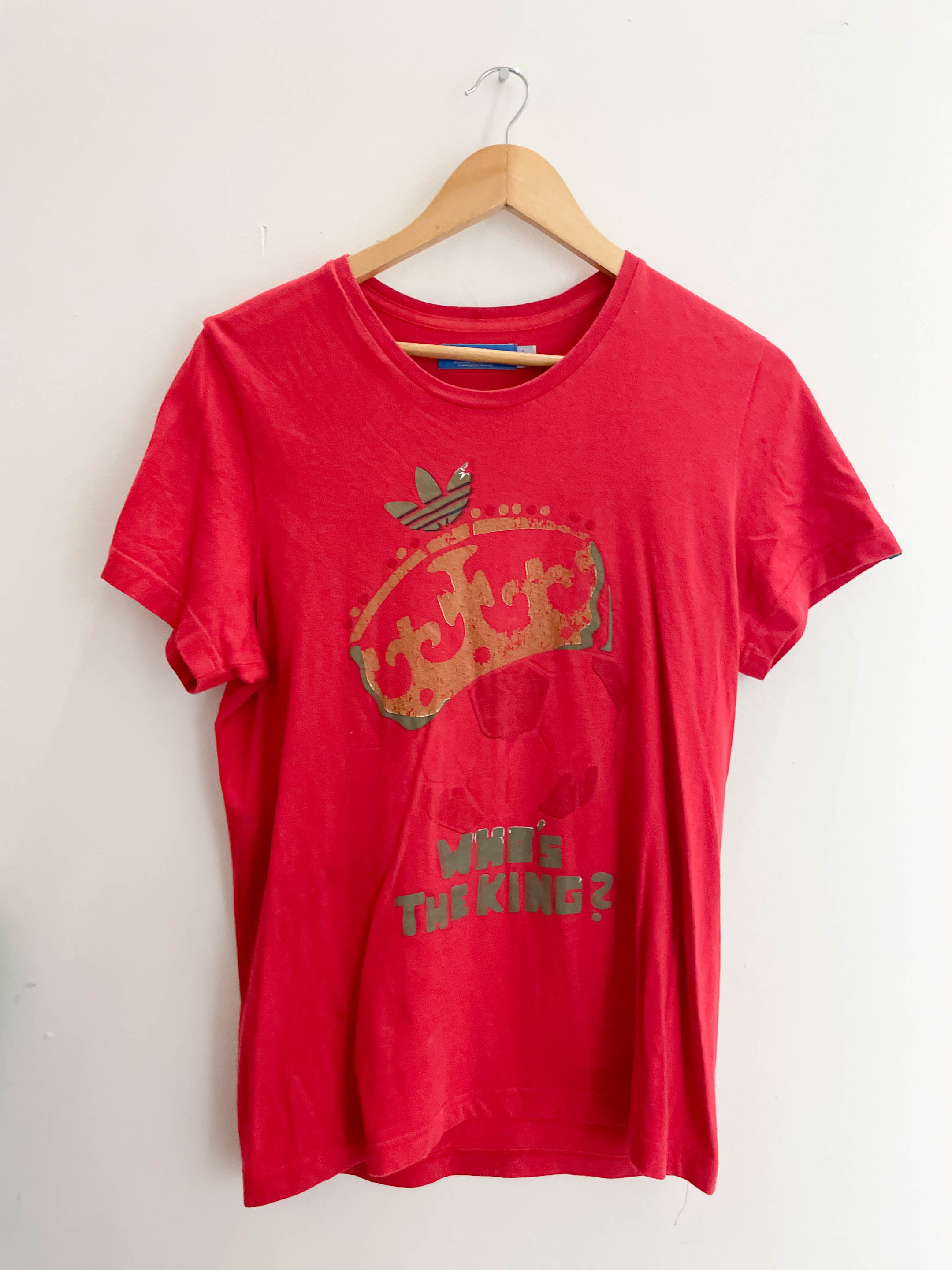 Vintage Adidas who is the king graphics red small tshirt