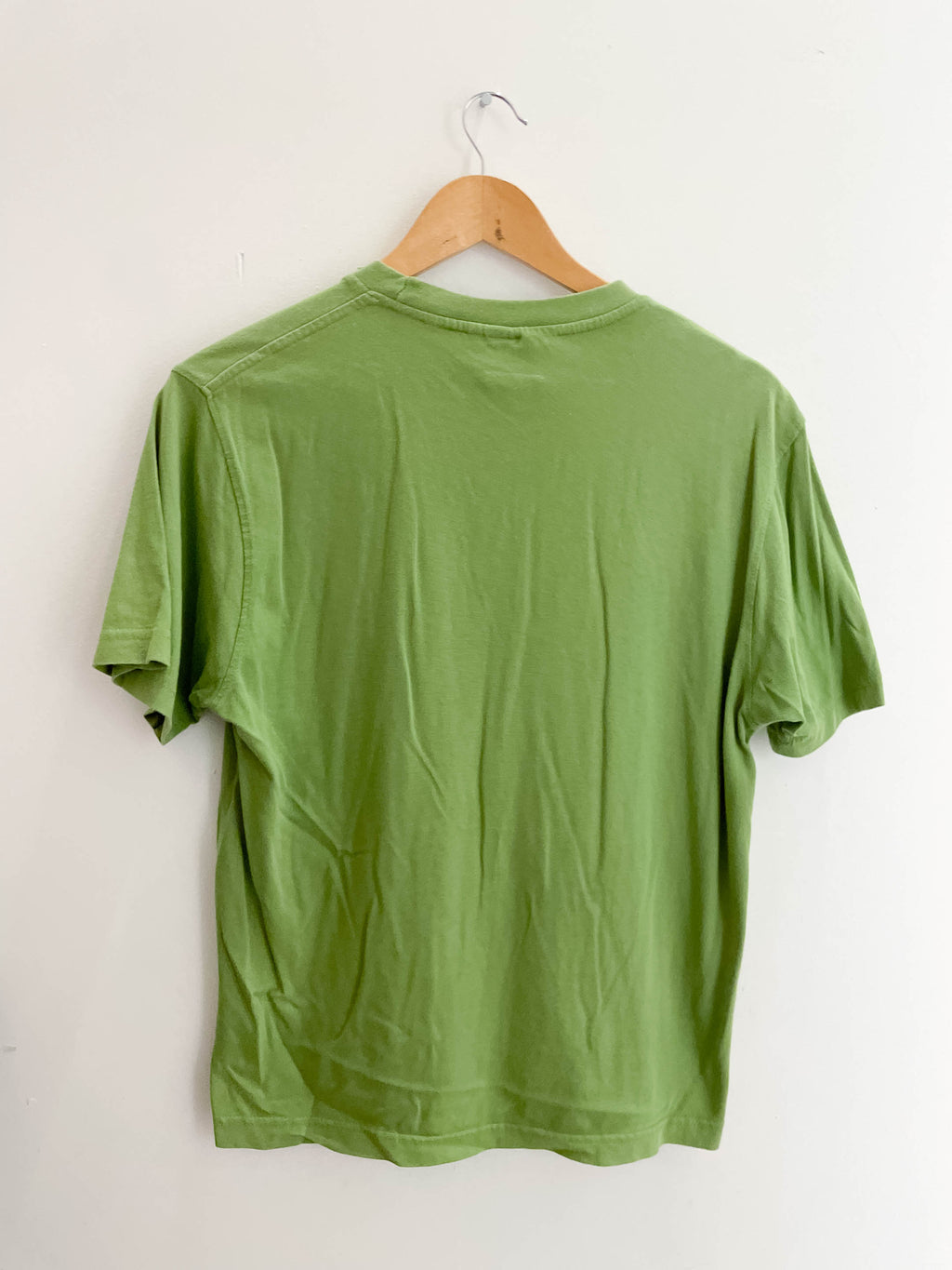 Vintage Diadora takes you to victory green small tshirt