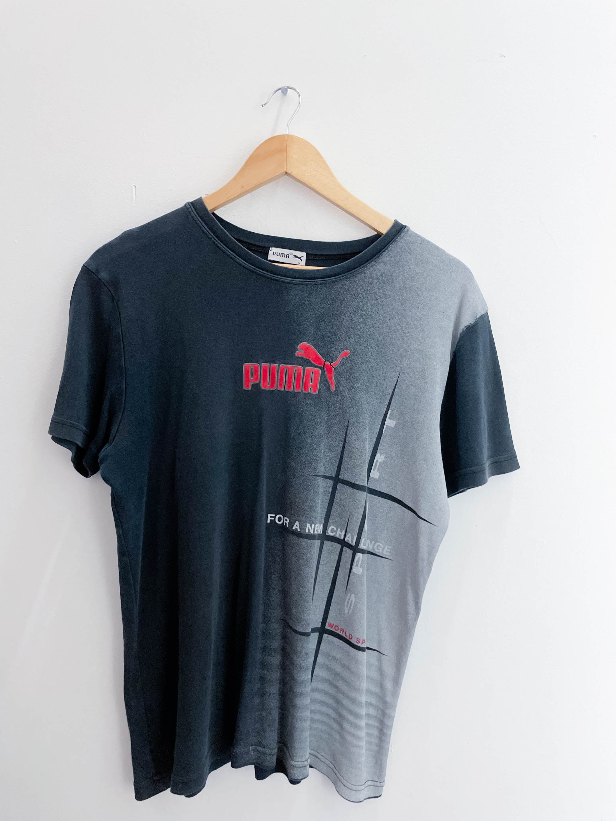 Vintage black puma mens tshirt size L