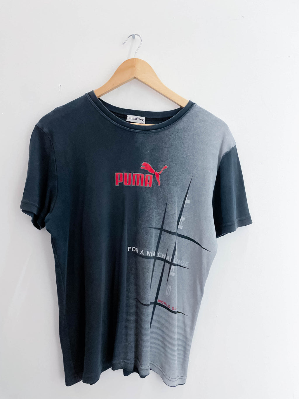 Vintage black puma mens tshirt size L