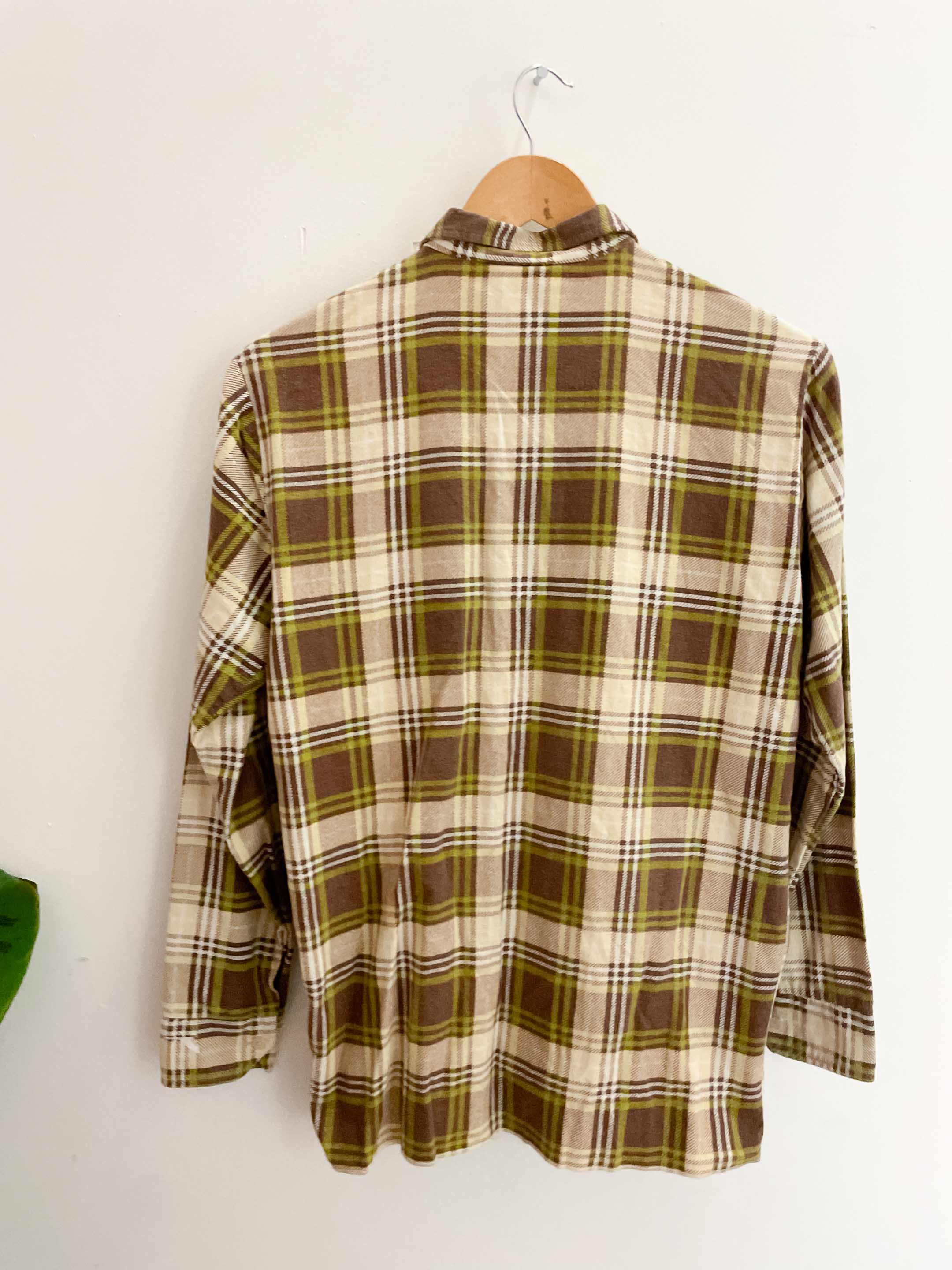 Vintage yellow checkered flannel long sleeve shirt size M