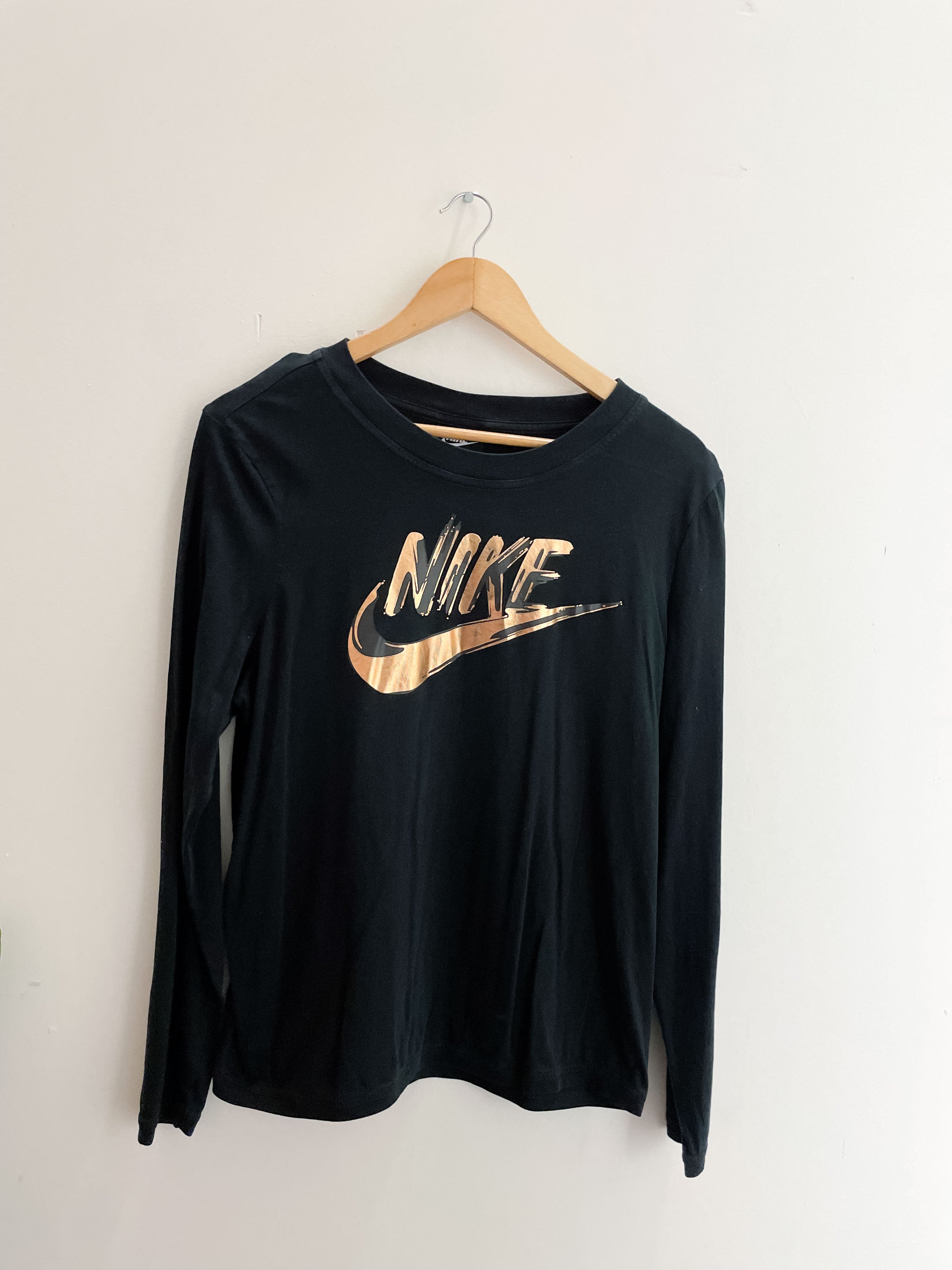 Vintage Nike logo print large Long sleeved black top