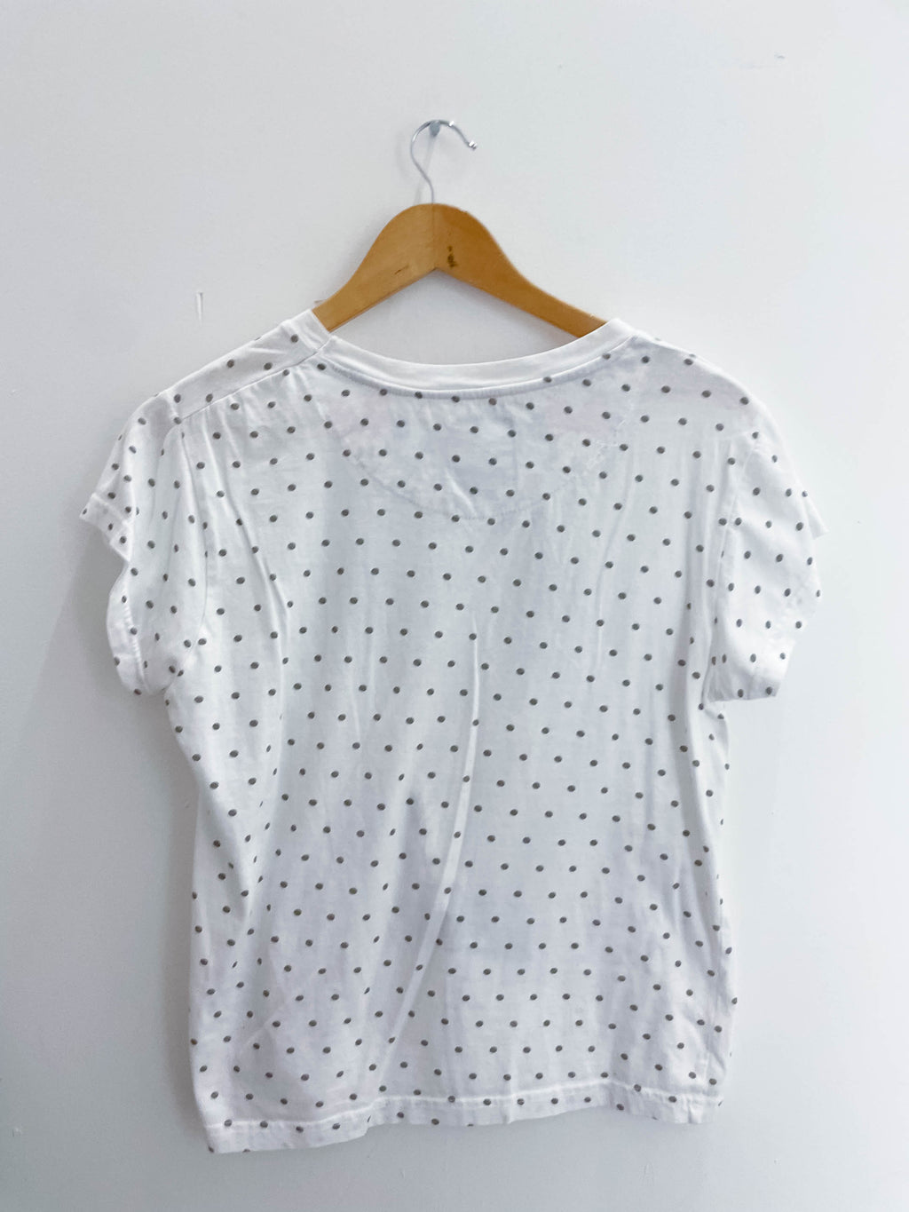 Vintage white dotted disney mickey mouse small tshirts