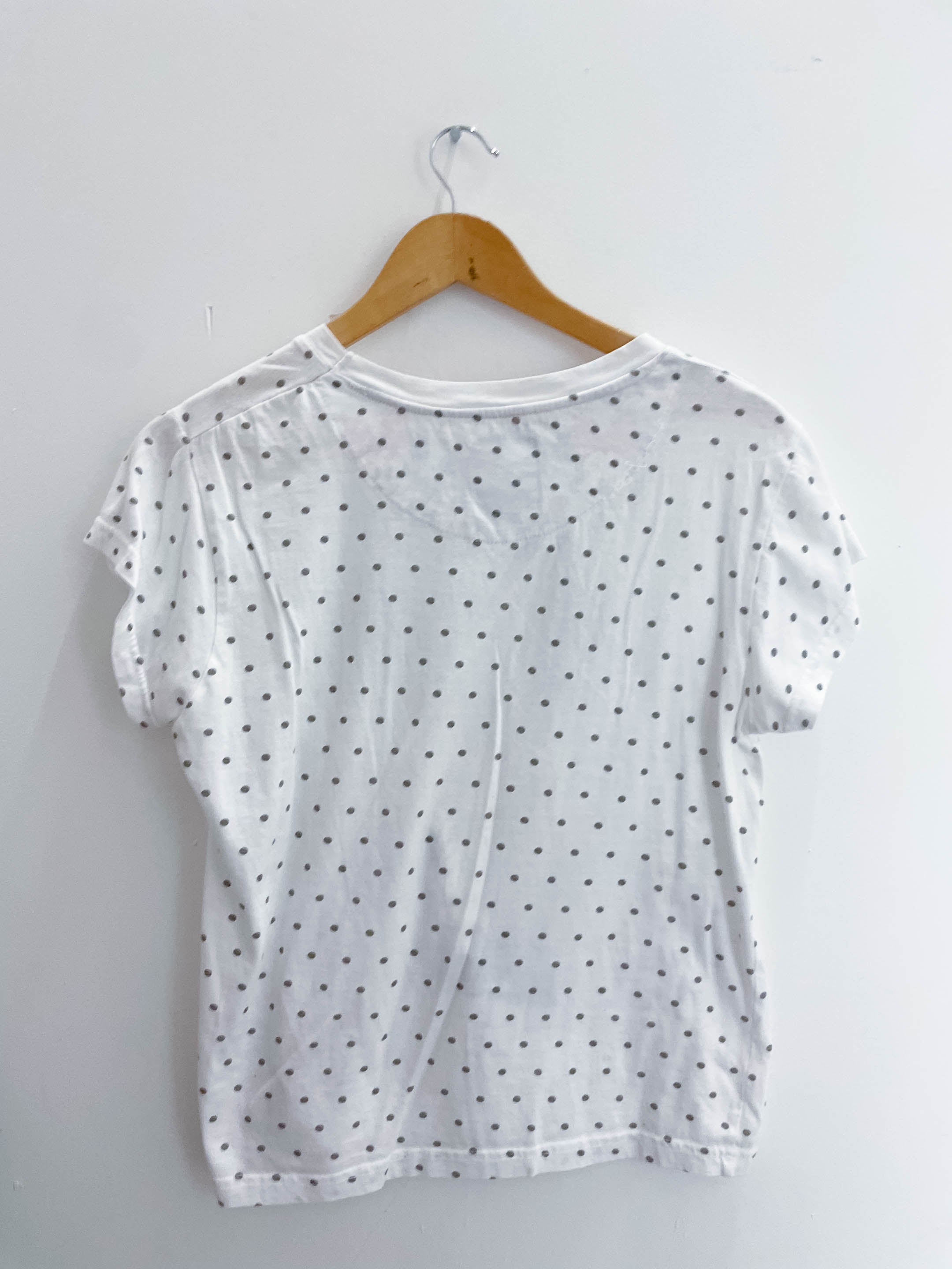 Vintage white dotted disney mickey mouse small tshirts