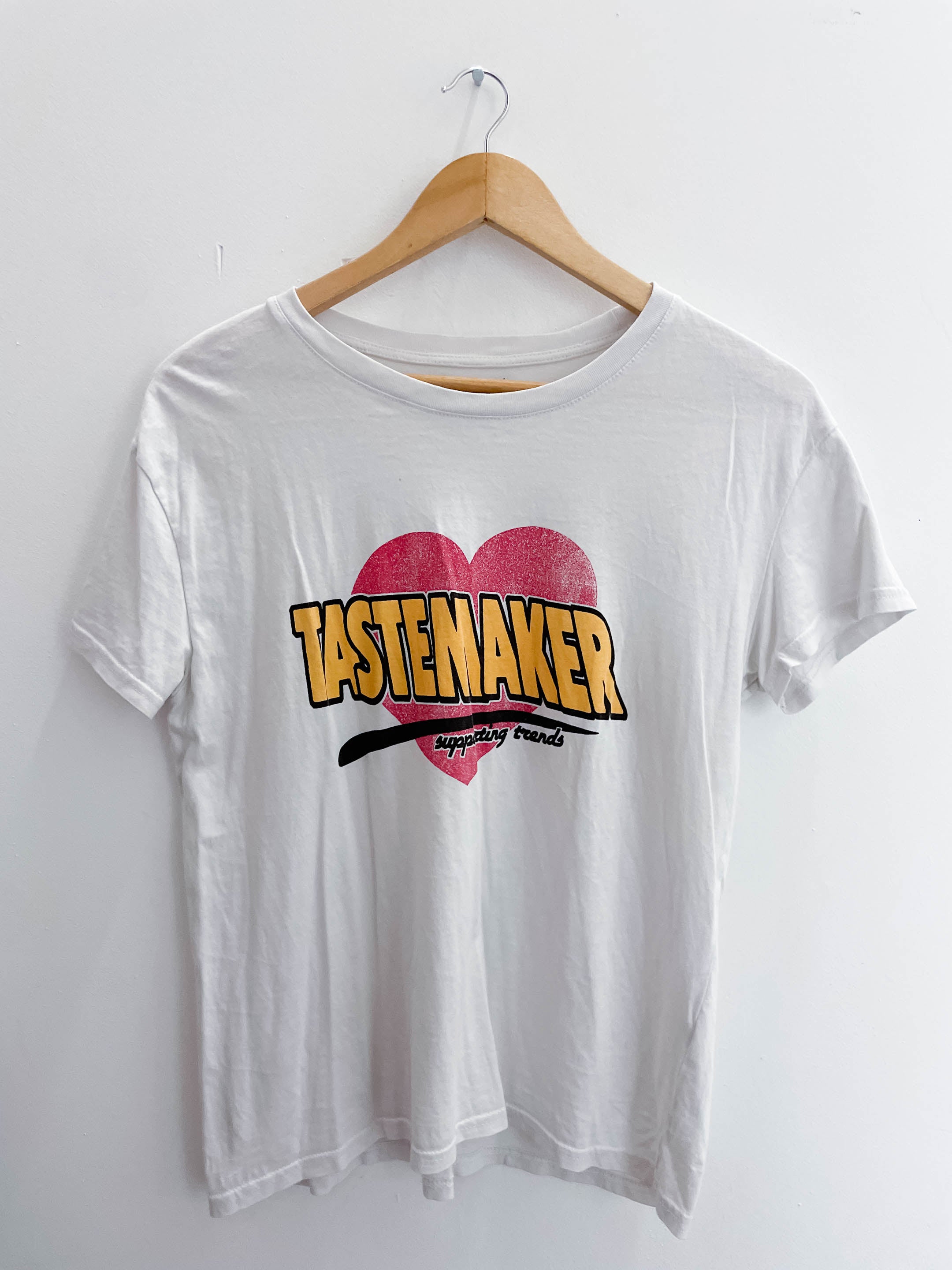 Vintage white tastemaker graphics mens medium tshirt