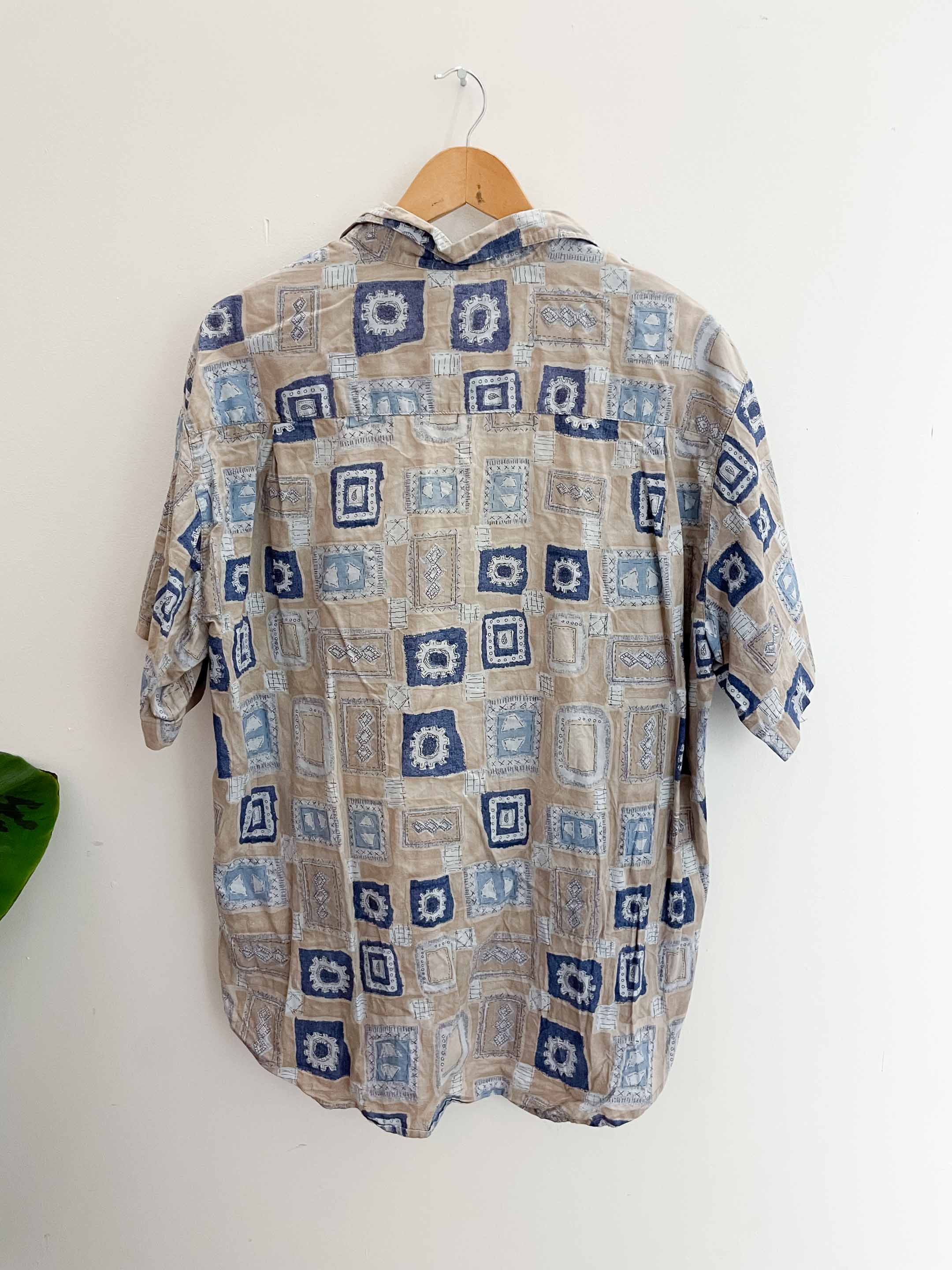 Vintage brown abstract patterned short sleeve shirt size L