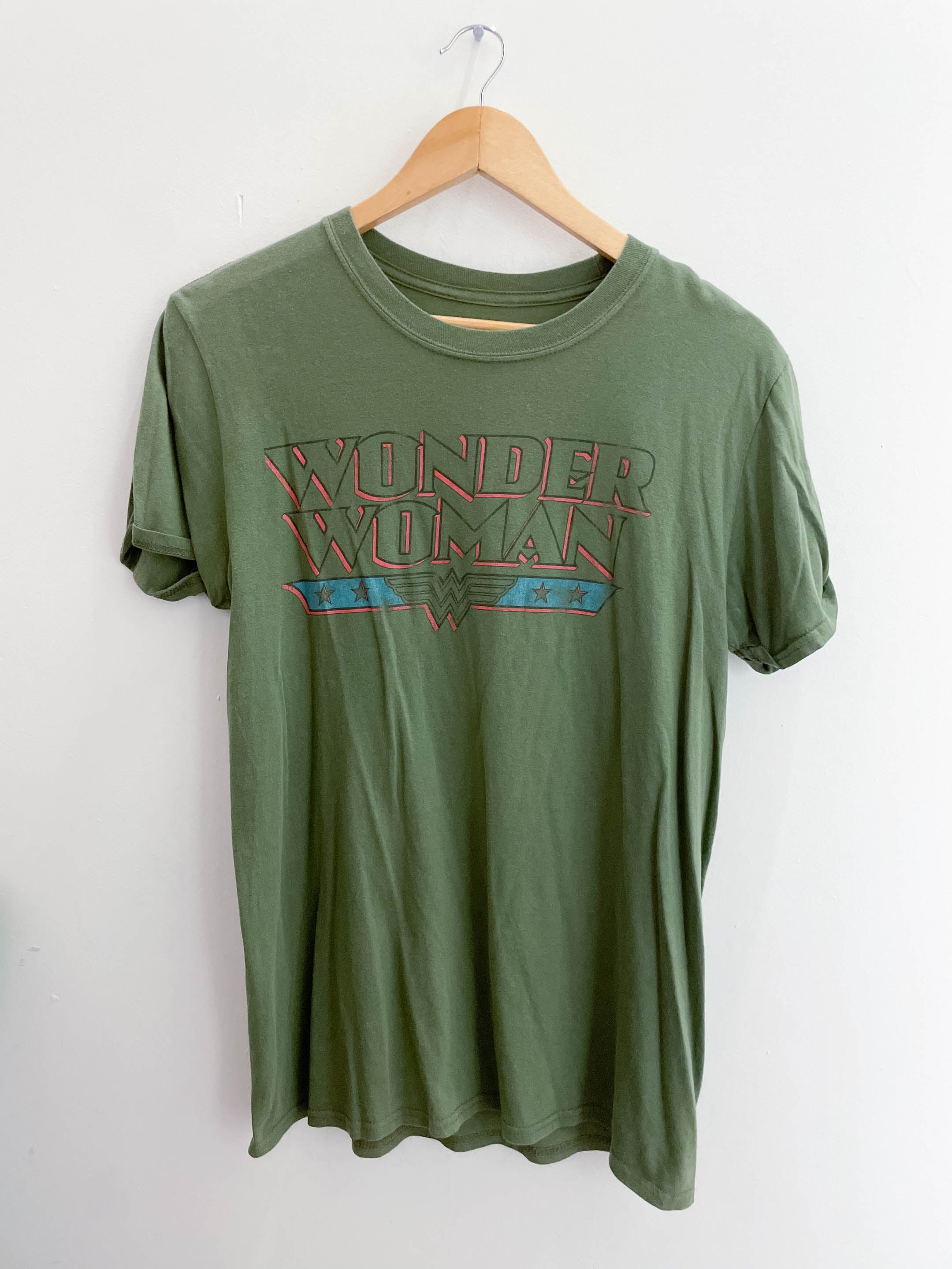 Vintage wonder woman green medium tshirt