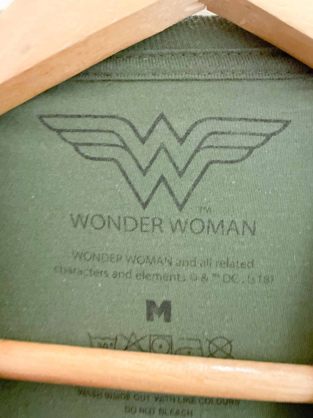 Vintage wonder woman green medium tshirt