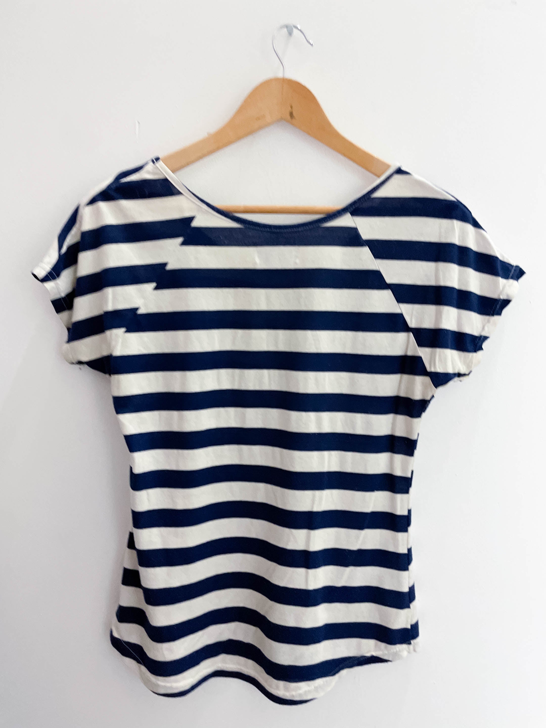 Vintage casual marisa blue and white vertical stripe pattern womens blouse