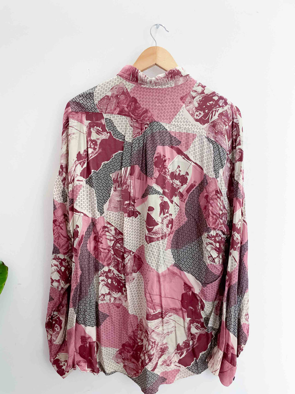 Vintage signe ixcognito pink abstract pattern long sleeve large shirt