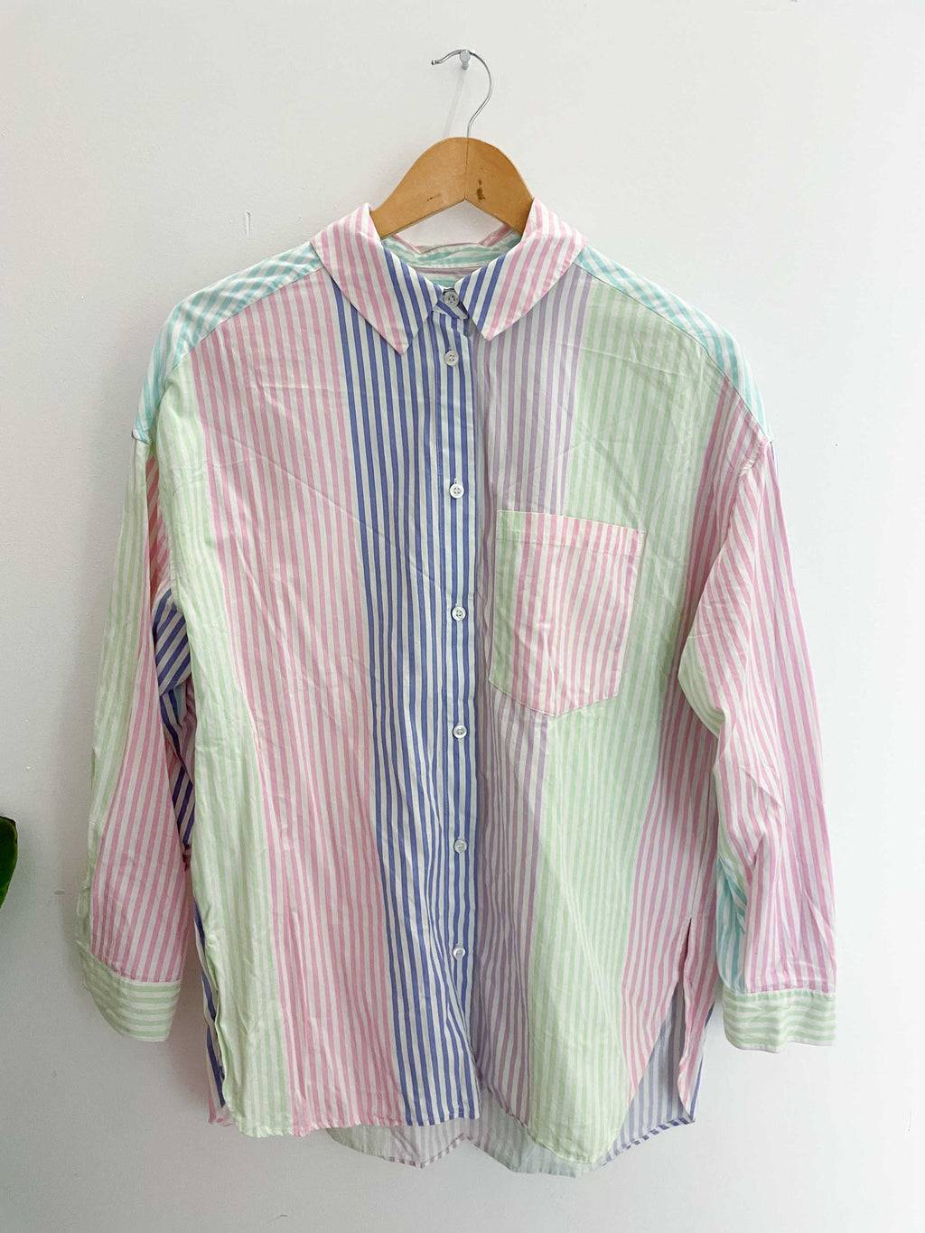 Vintage comfy bershka multi vertical stripe shirt size M