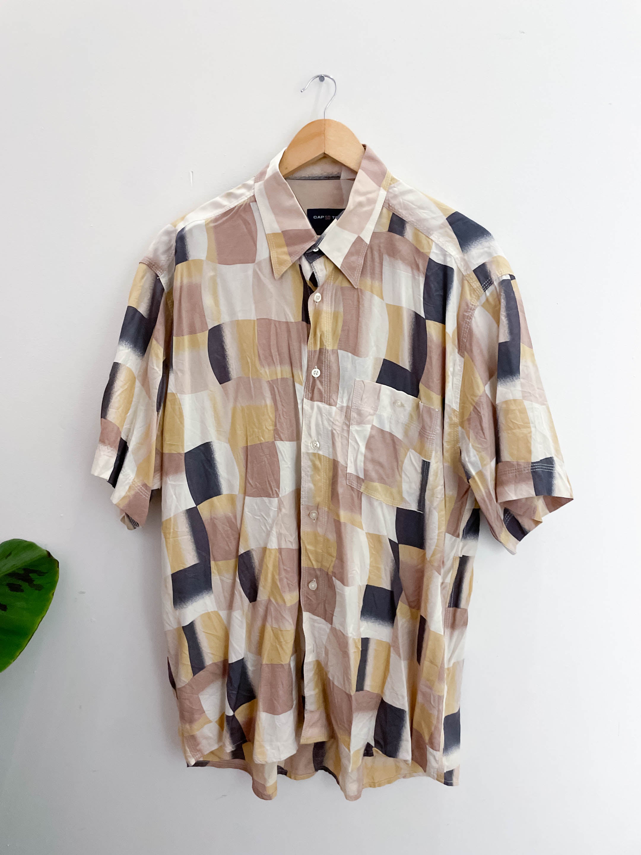 Vintage cream printed pattern cap 10 ten shirt size XL