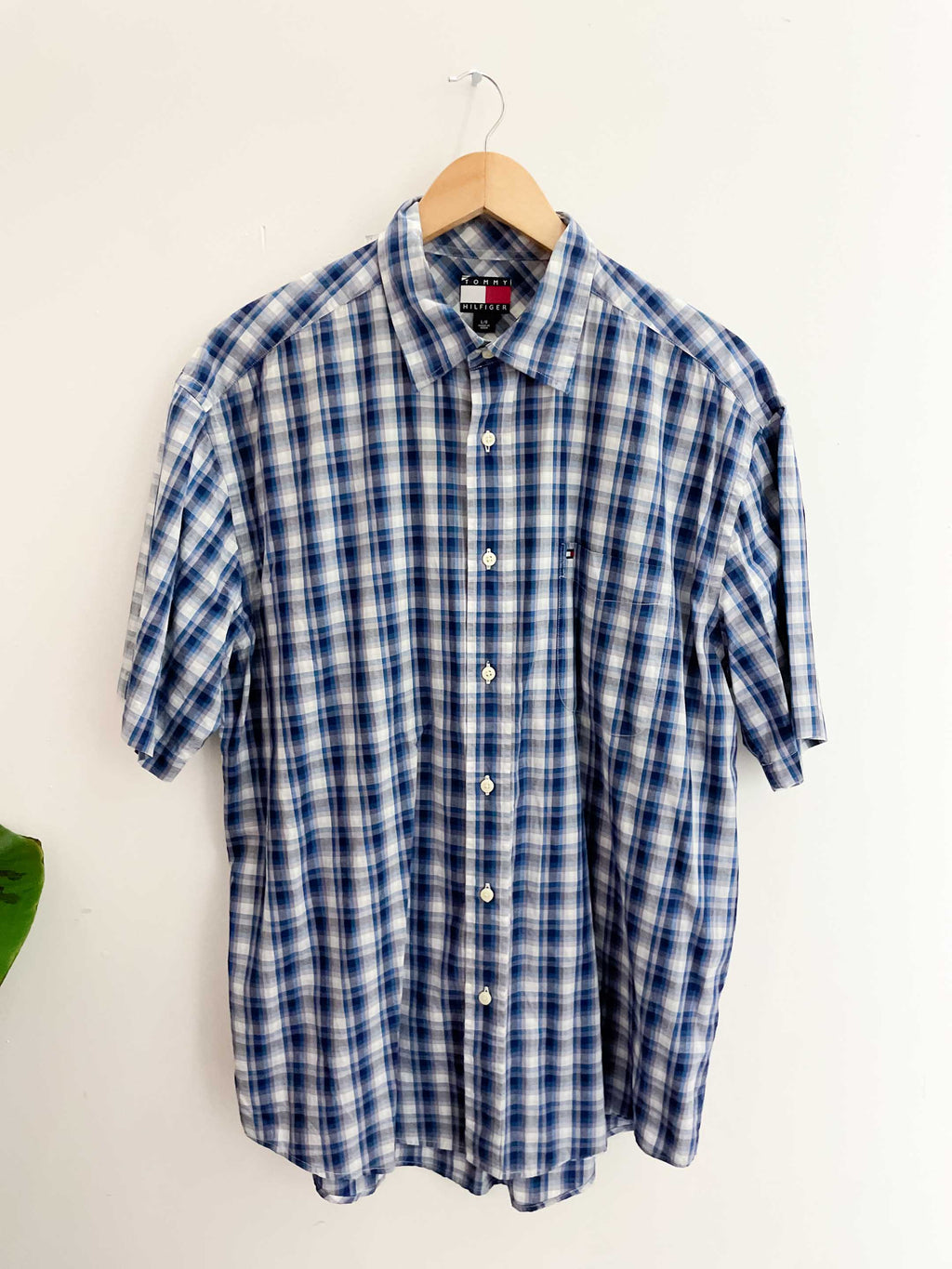 Vintage blue tommy hilfiger checkered mens short sleeve large shirt