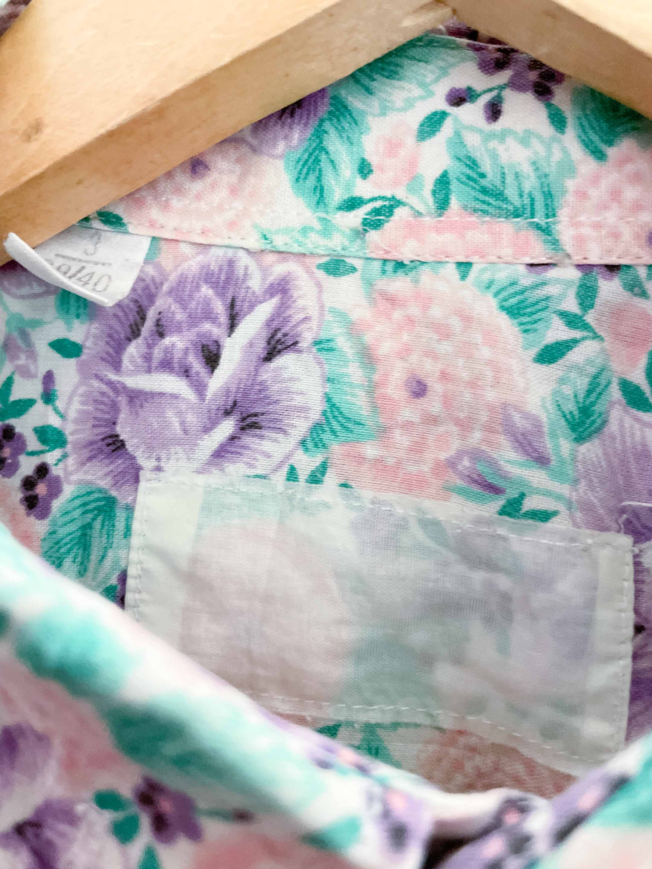 Vintage purple floral patterned mens short sleeve shirt size S