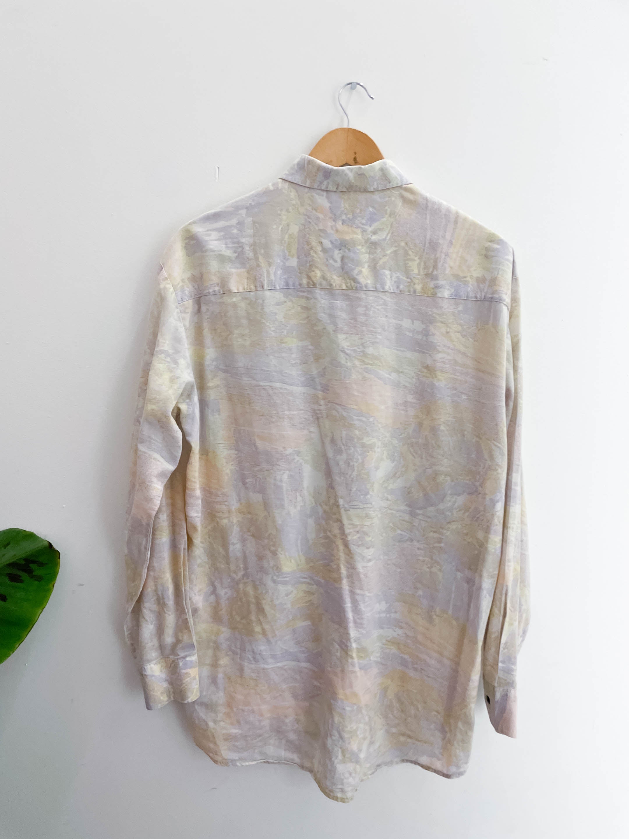 Vintage new shirt collection cream abstract pattern long sleeve shirt size M