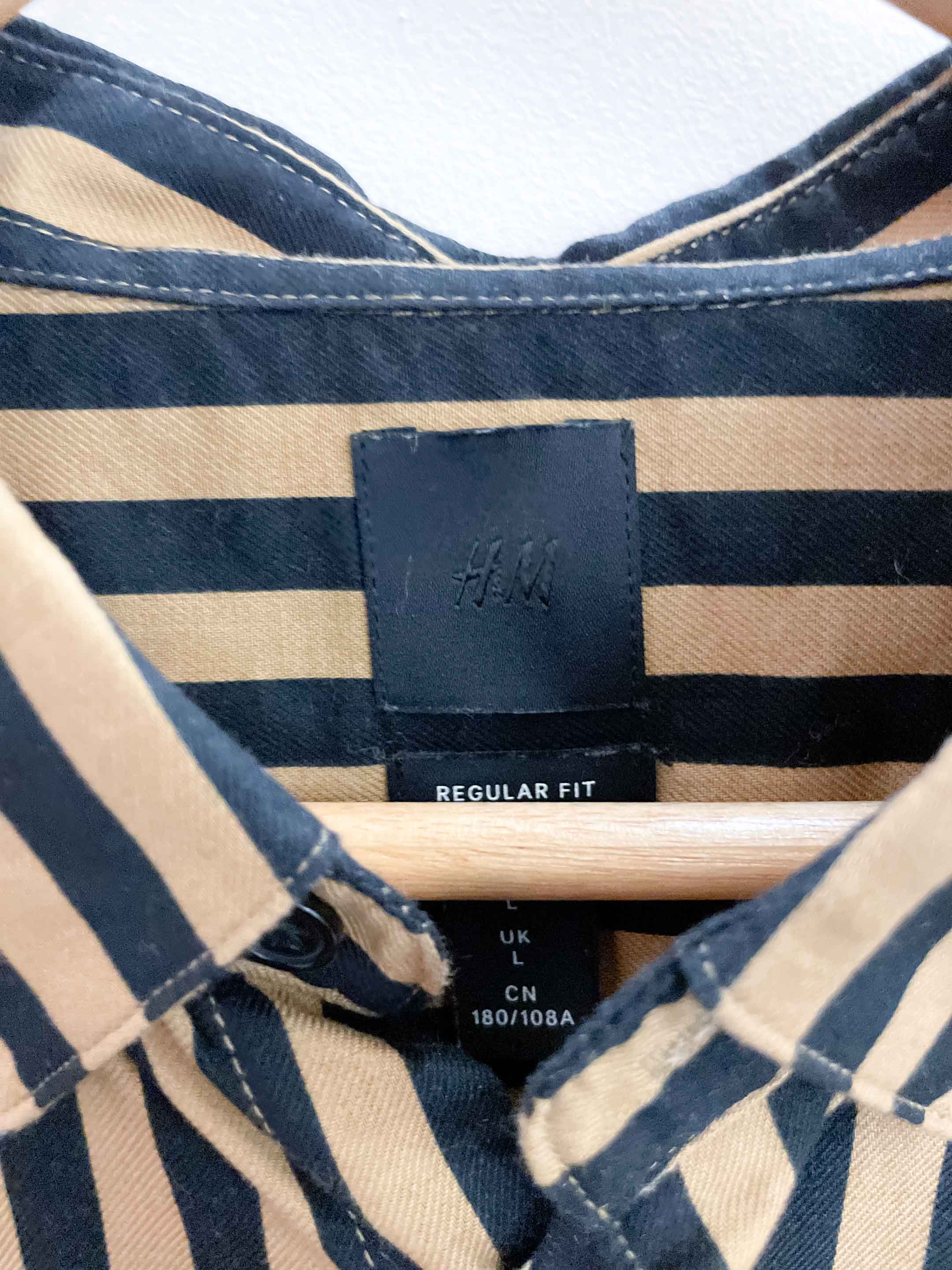 Vintage H&M black and yellow stripped mens long sleeve shirt size L