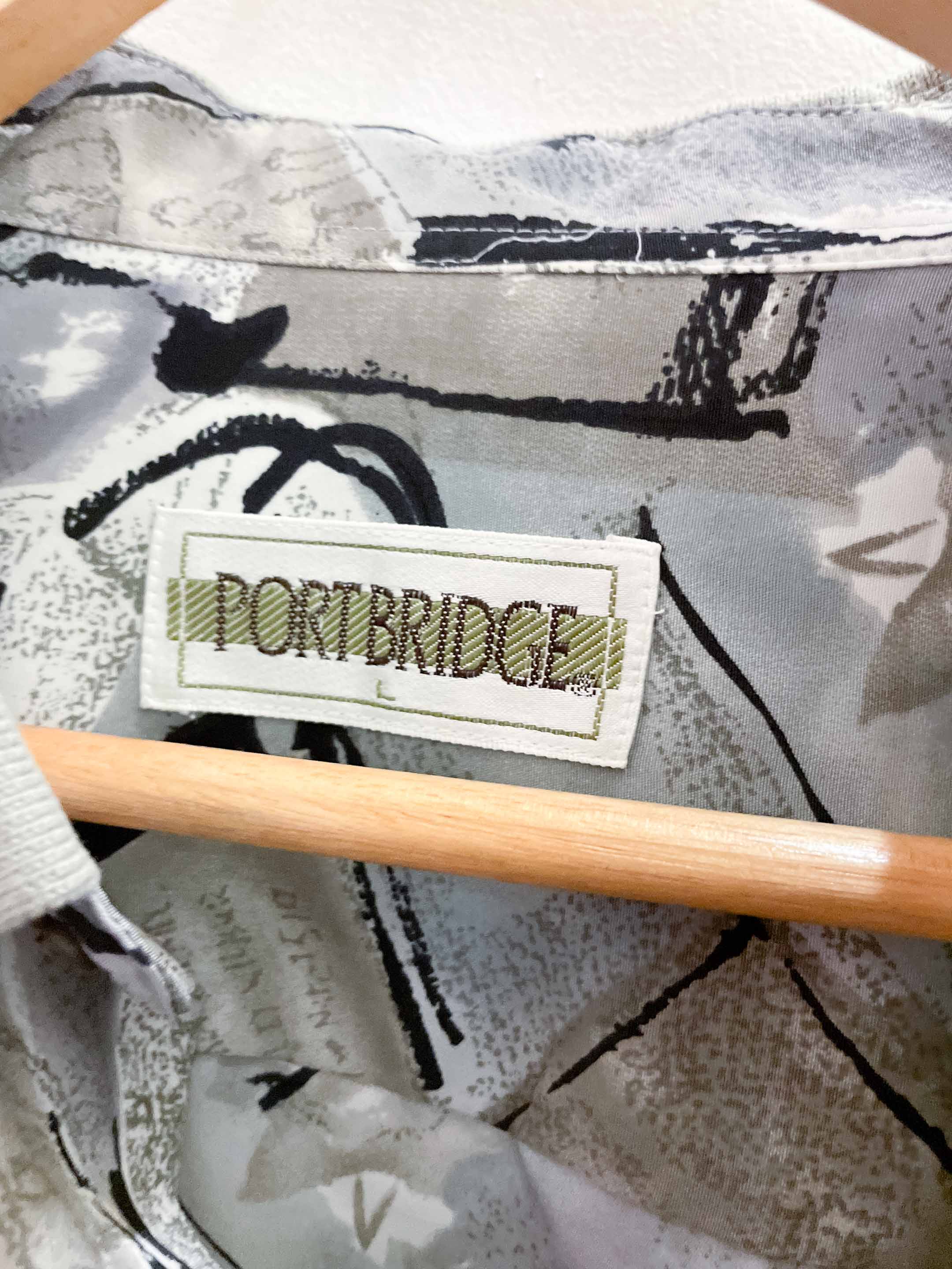 Vintage port bridge large grey abstract pattern mens shirt