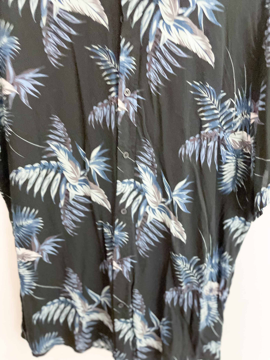 Vintage primark blue floral patterned mens short sleeve medium shirt