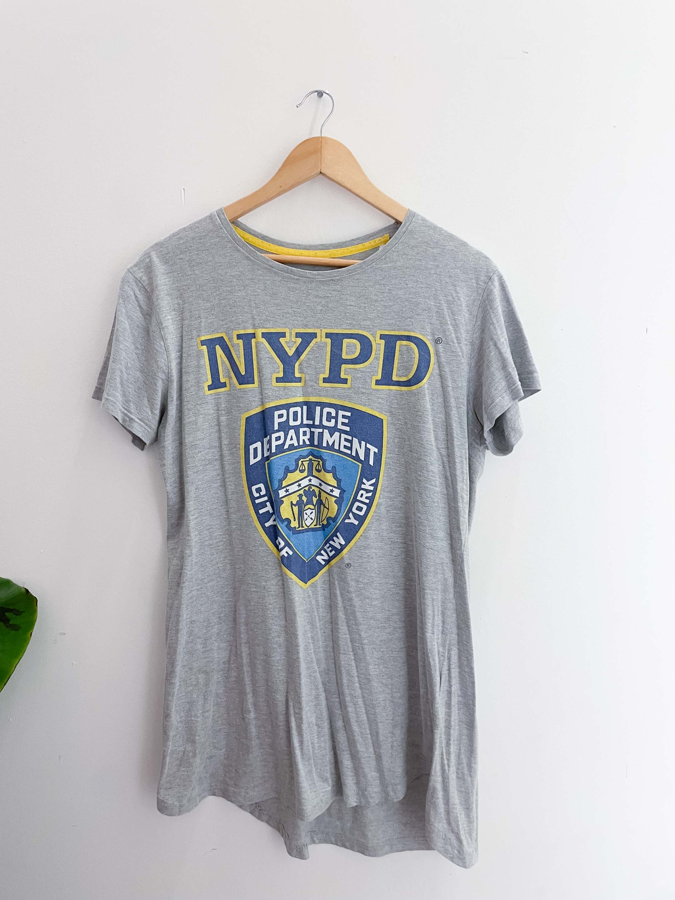 Vintage NYPD grey womens medium tshirt