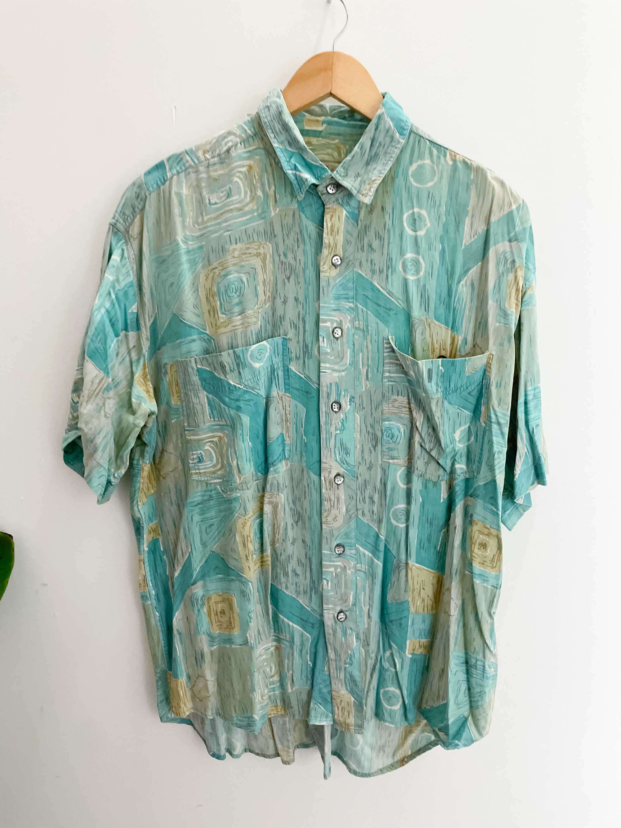 Vintage spurt green abstract patterned men short sleeve large shirt