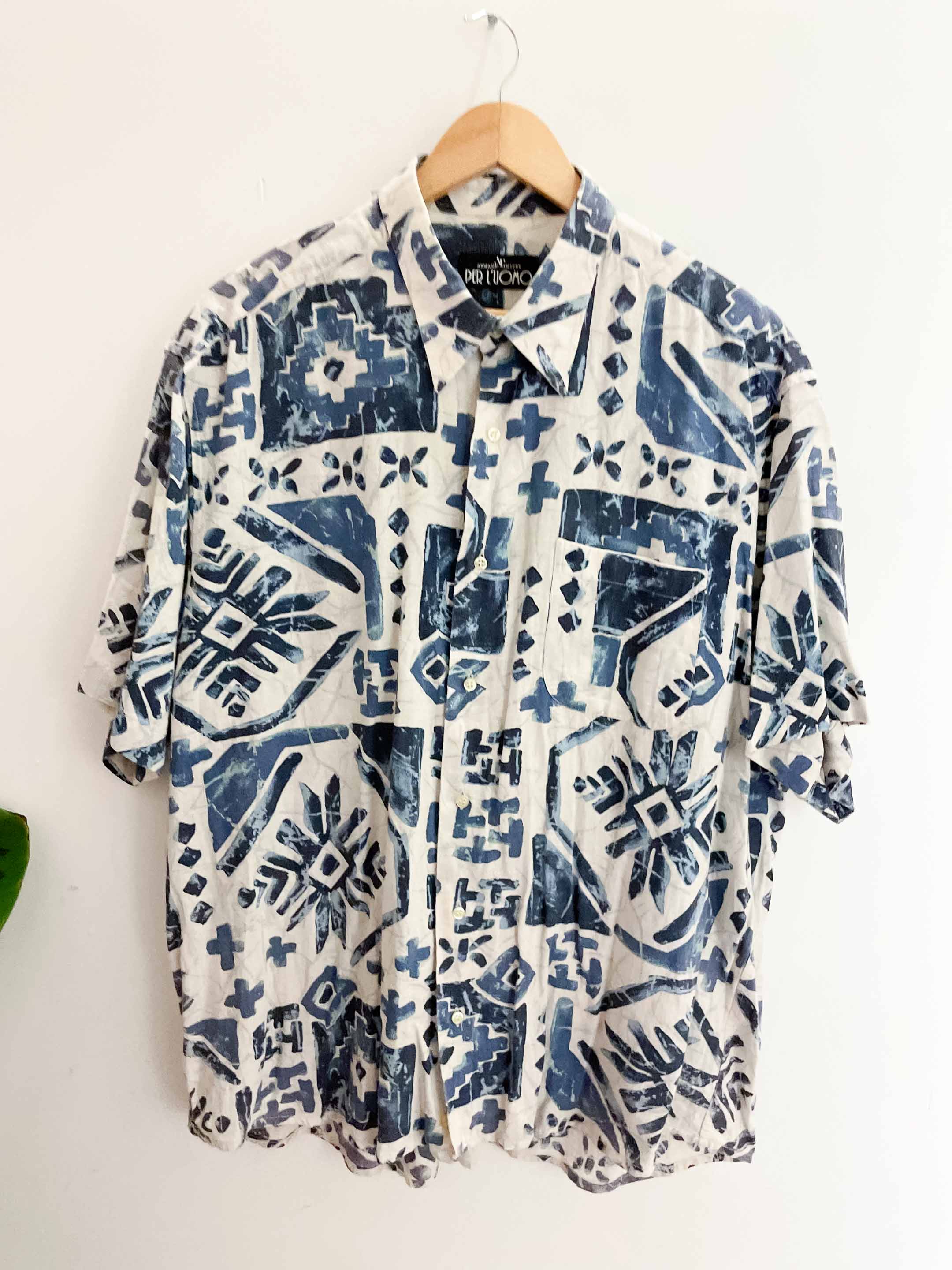 Vintage per l'uomo white abstract patterned mens short sleeve medium shirt