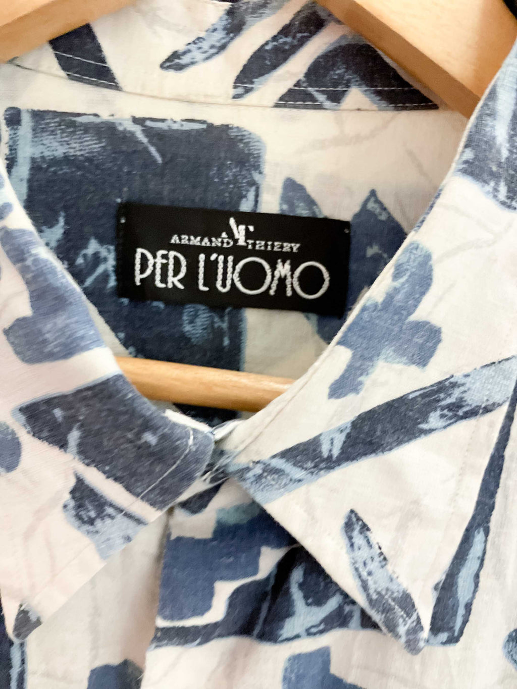 Vintage per l'uomo white abstract patterned mens short sleeve medium shirt