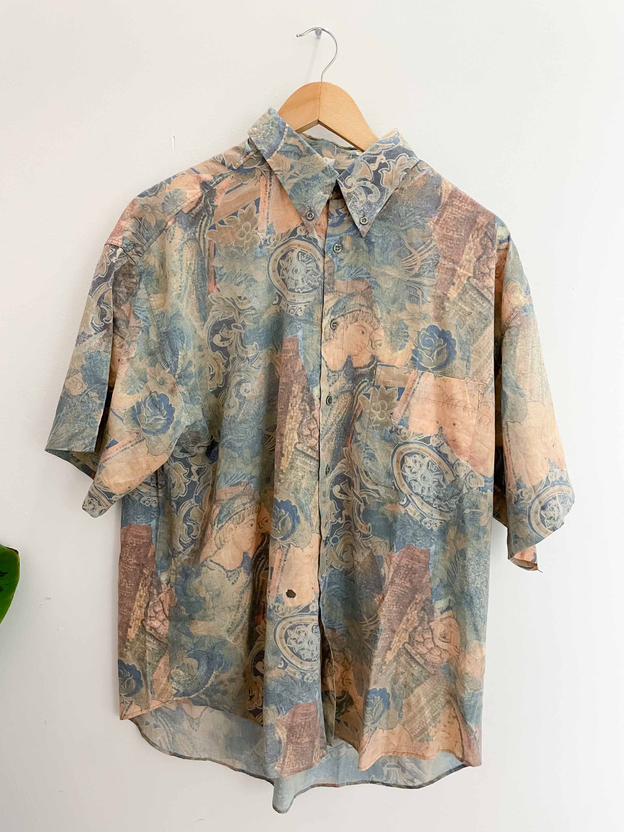 Vintage blue abstract patterned short sleeve shirt size L