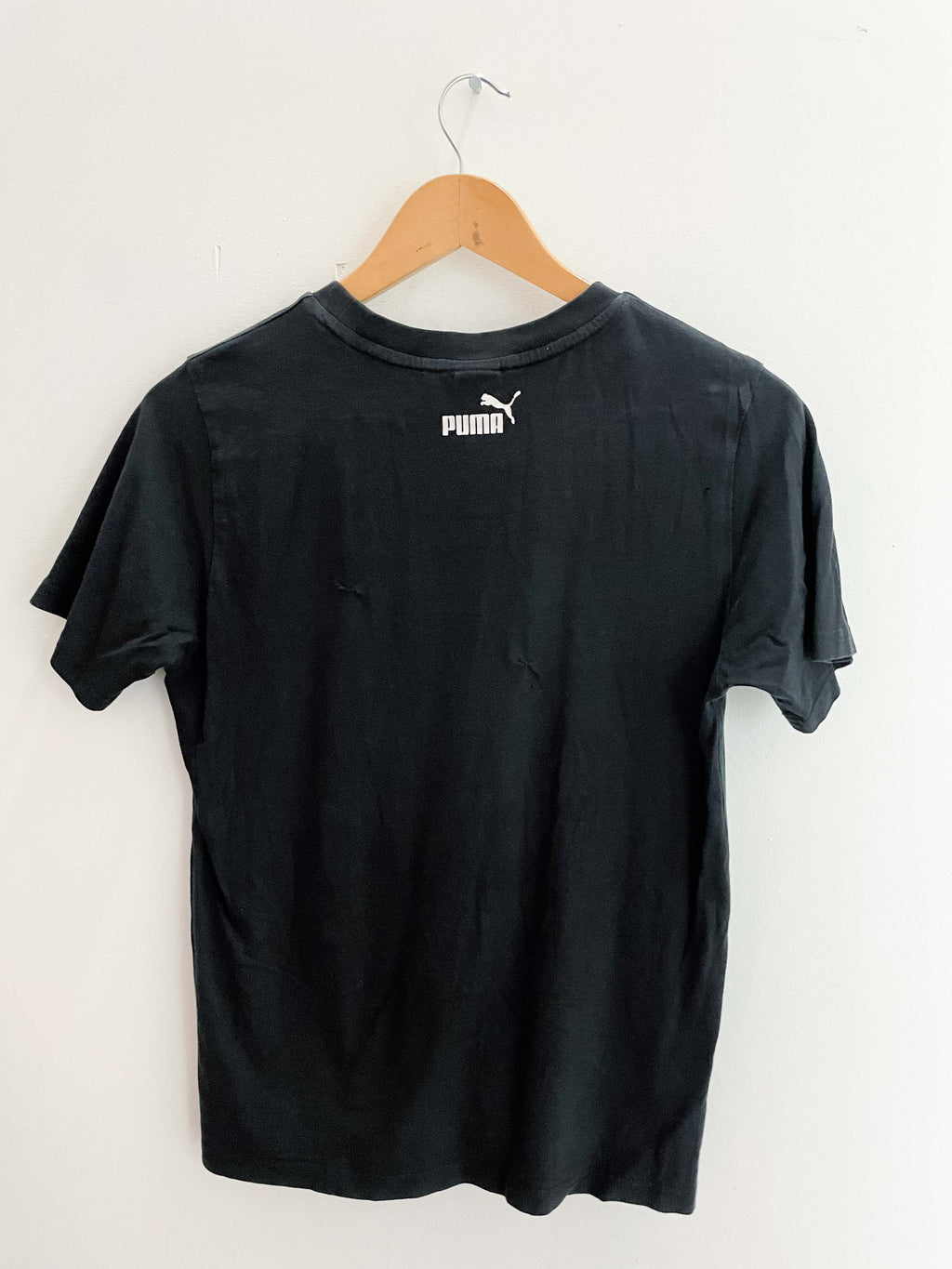 Vintage mens black medium puma tshirt