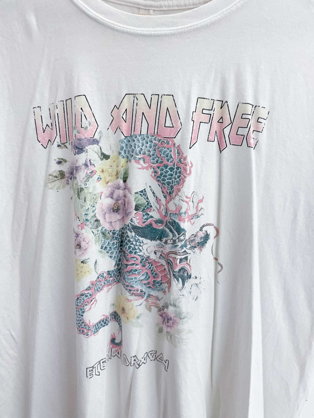 Vintage Gildan wild and free graphics white tshirt size XL